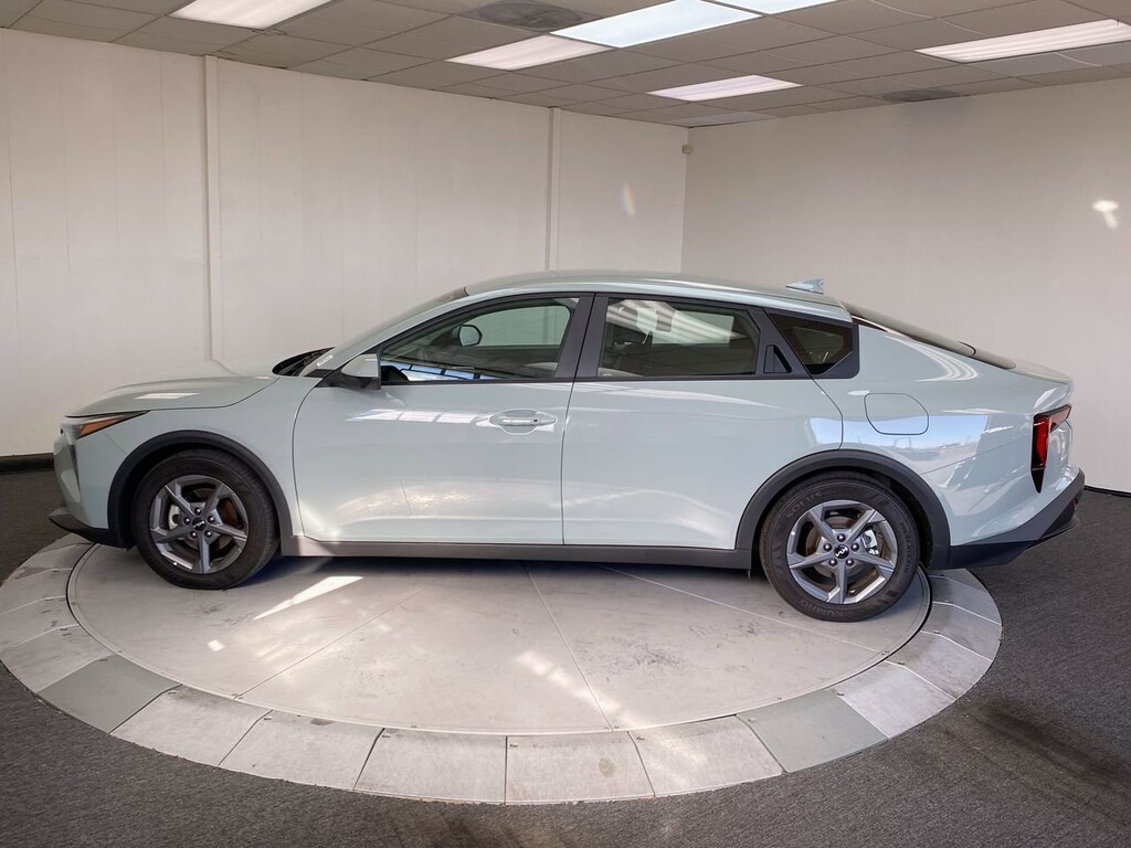 Certified 2025 Kia K4 LXS LXS FWD