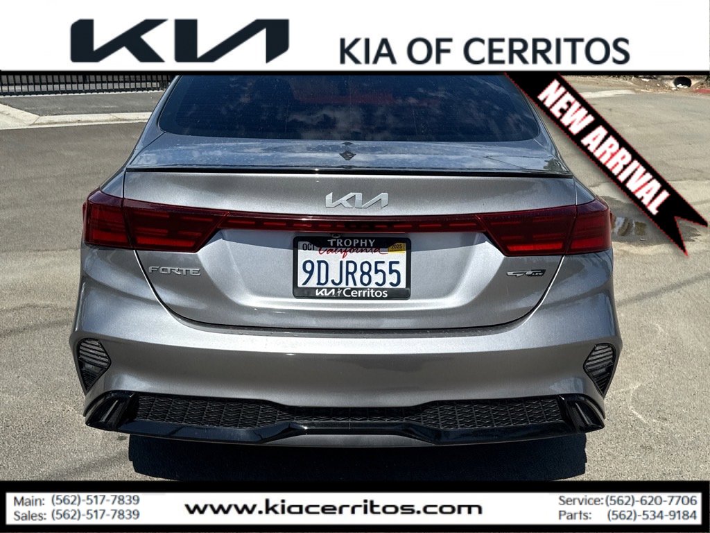 2023 Kia Forte GT-Line photo 4