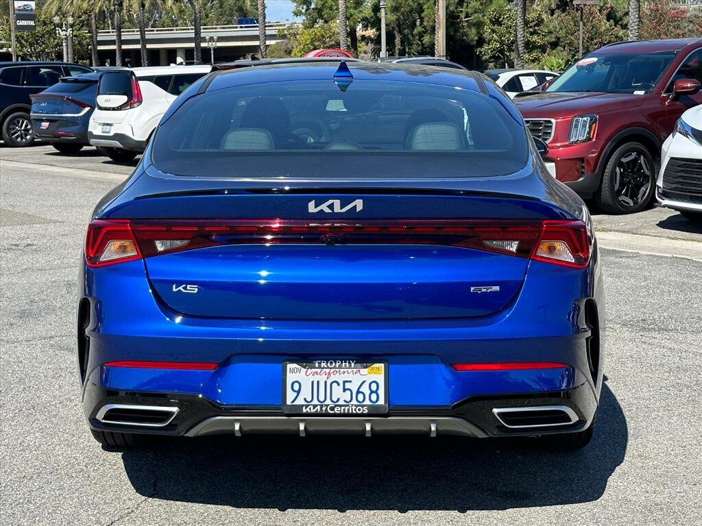 2024 Kia K5 GT-Line photo 4