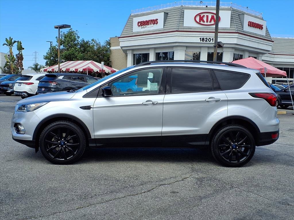 Used 2019 Ford Escape SE SE FWD