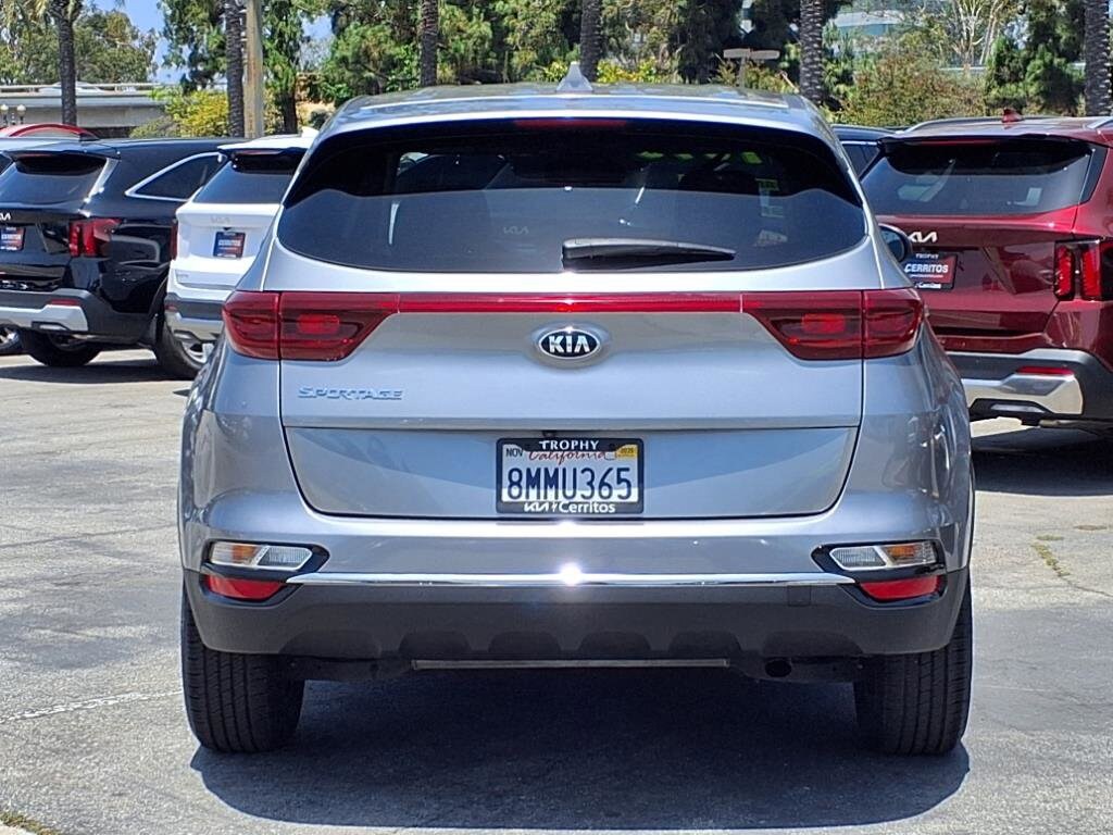 2020 Kia Sportage LX photo 2