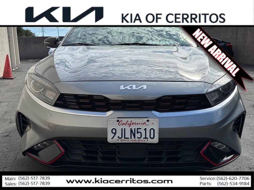 2022 Kia Forte GT-Line photo 2
