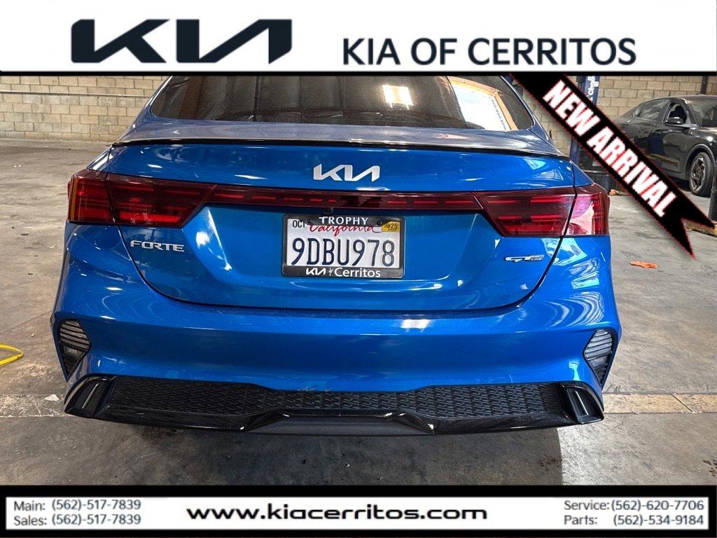 2023 Kia Forte GT-Line photo 4