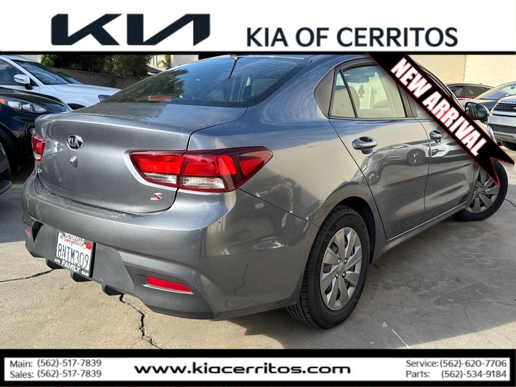 2020 Kia Rio S photo 2