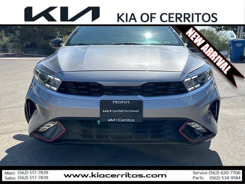2023 Kia Forte GT-Line photo 2