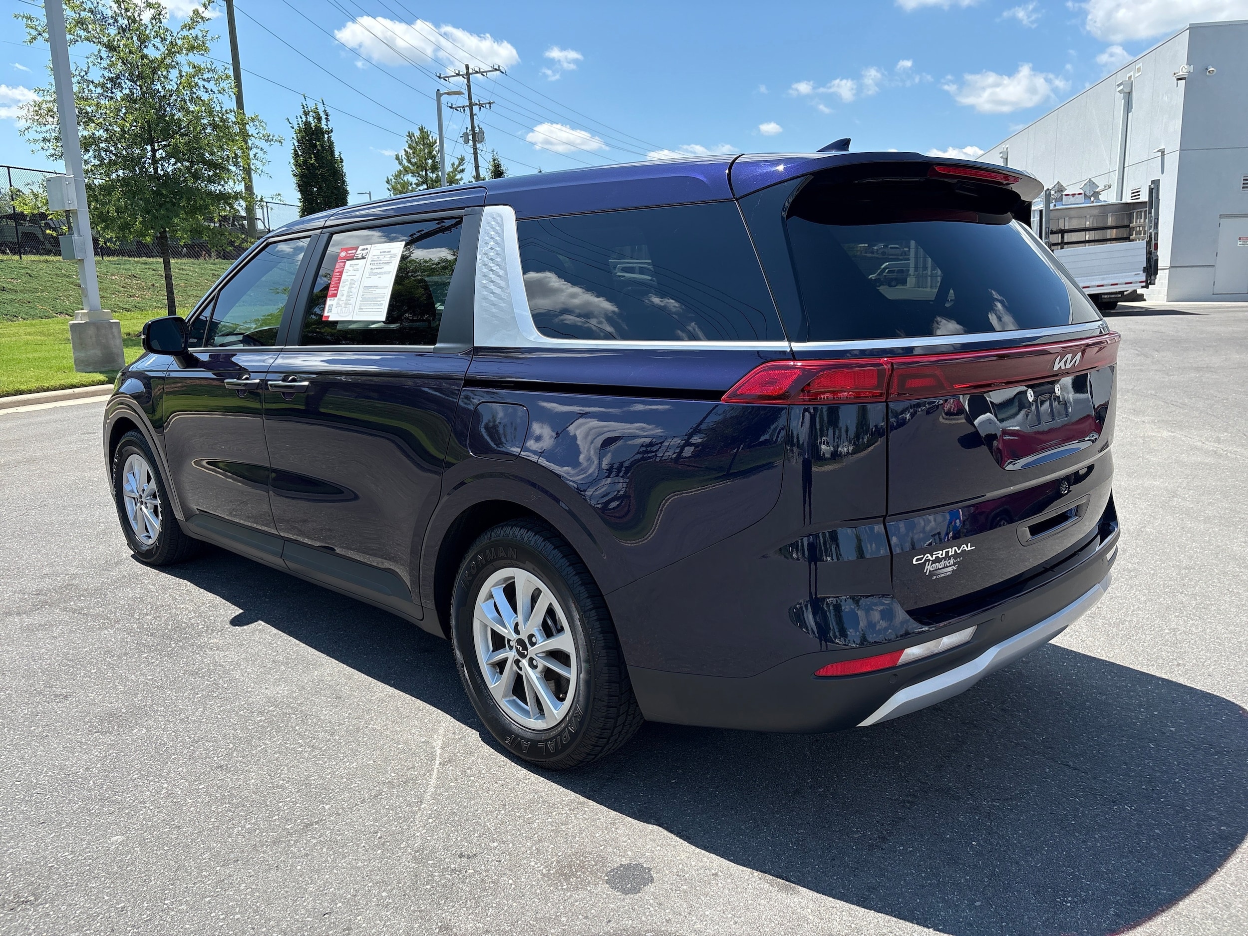 Kia Carnival LX