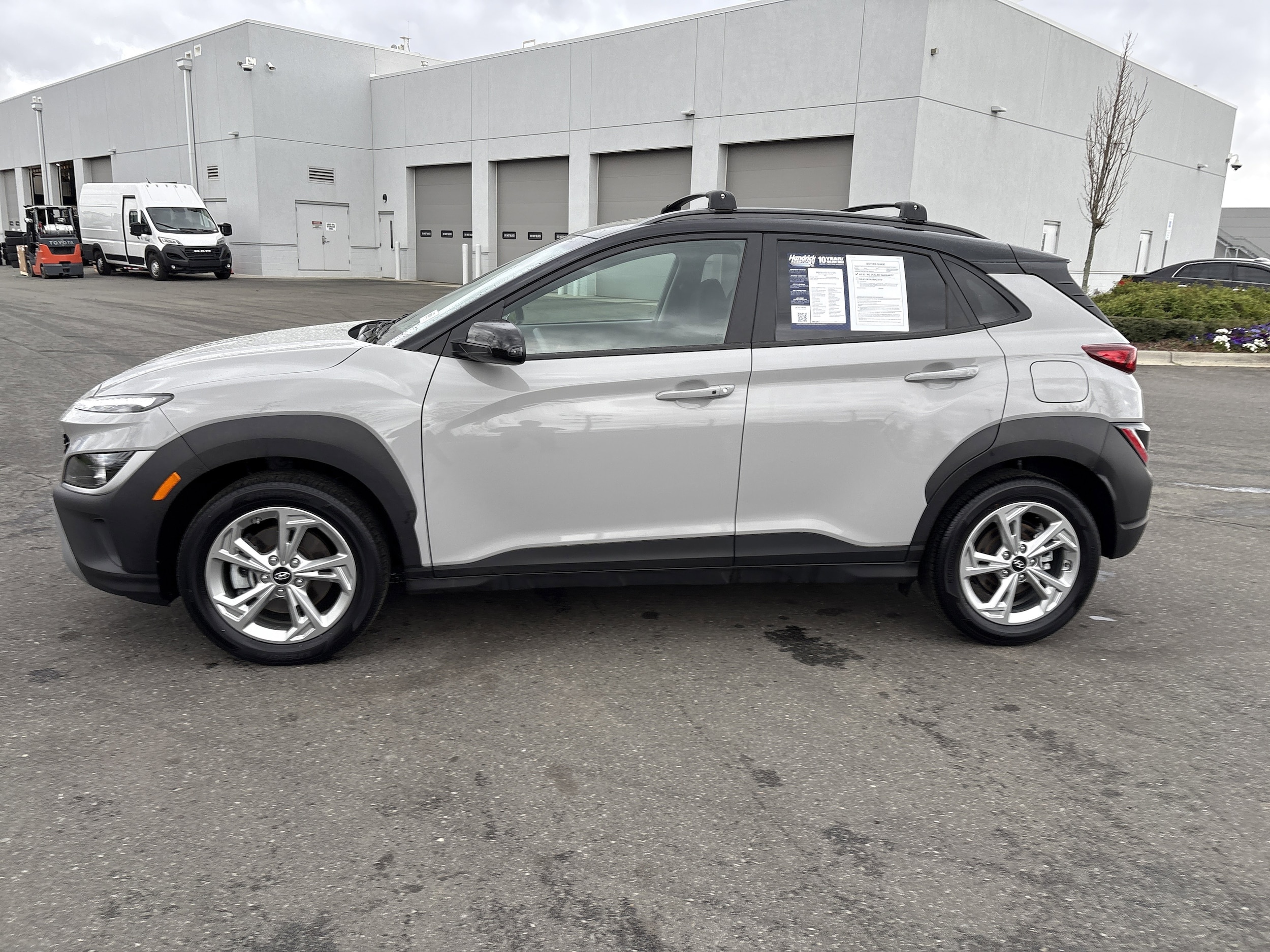 2023 Hyundai Kona SEL photo 5