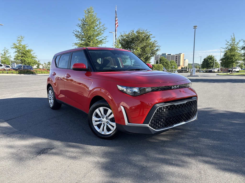 Certified 2025 Kia Soul LX Hatchback