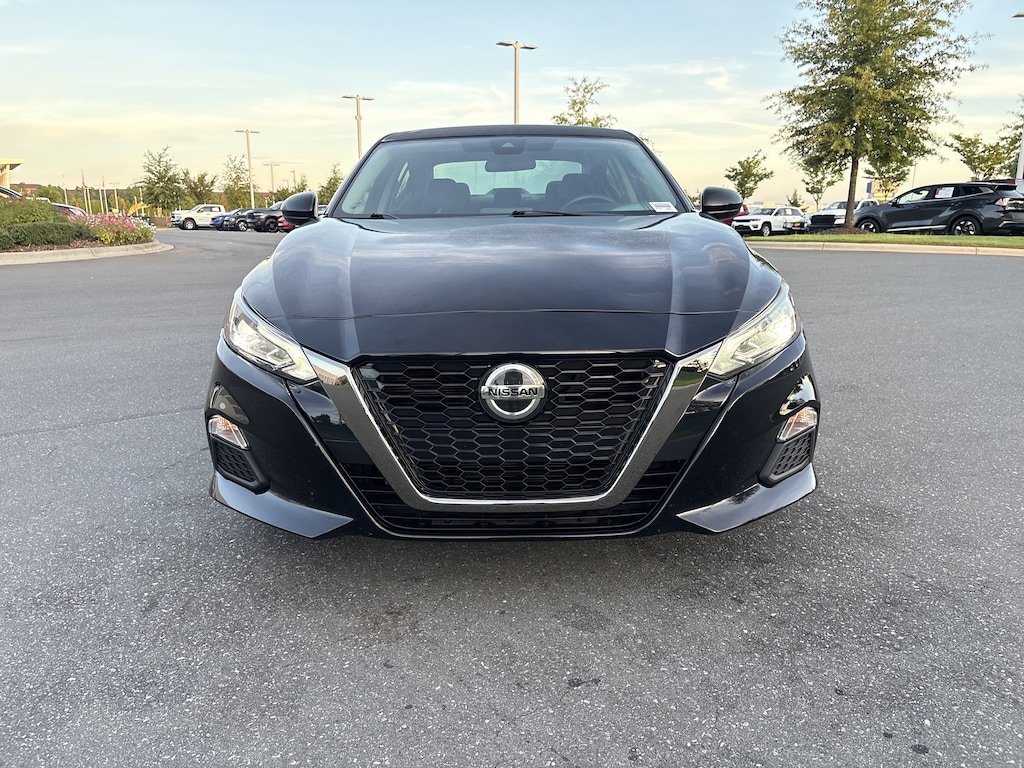 Used 2020 Nissan Altima 2.5 SR Sedan