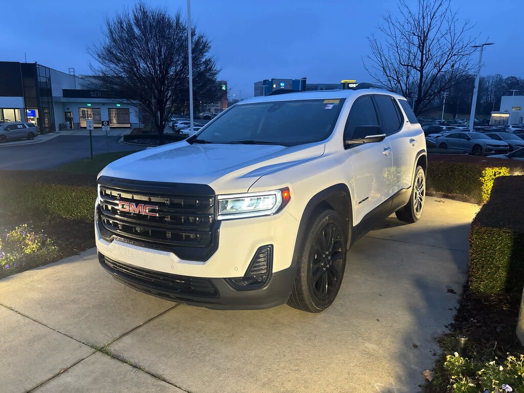 Used 2023 GMC Acadia SLT SUV