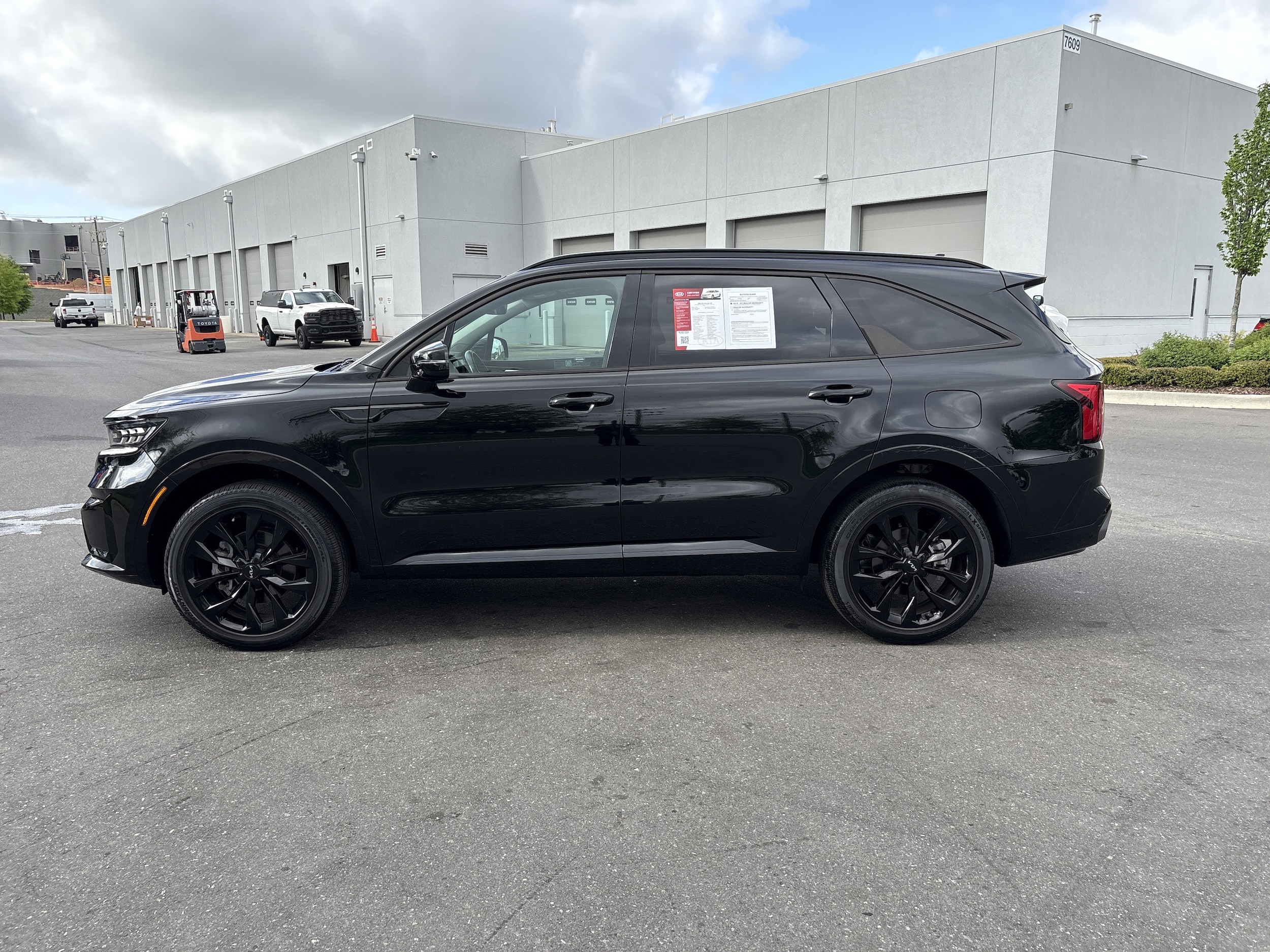 2023 Kia Sorento SX photo 5