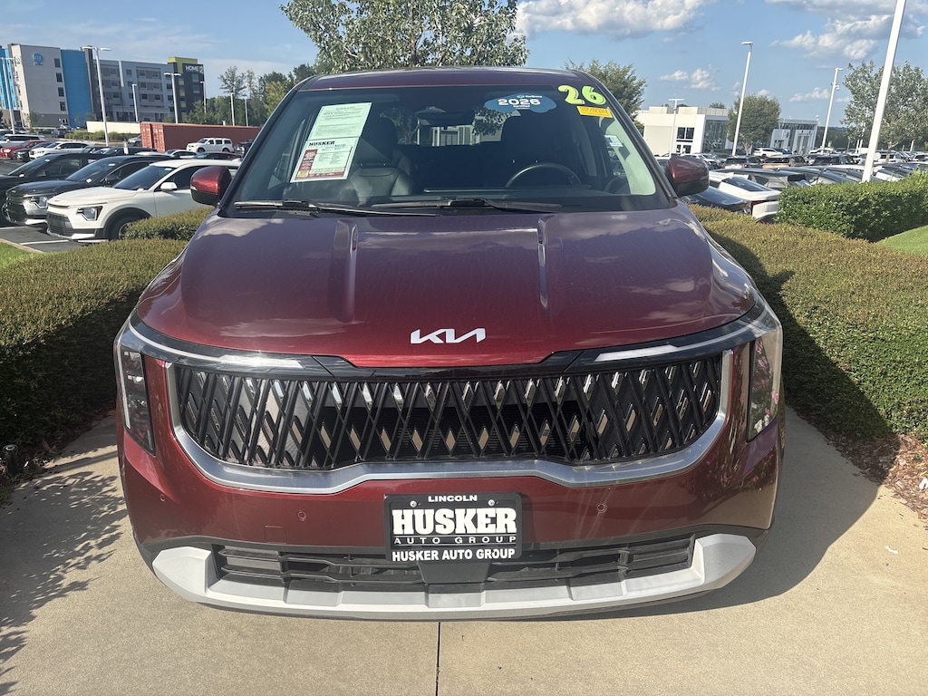 Used 2026 Kia Carnival LXS Minivan