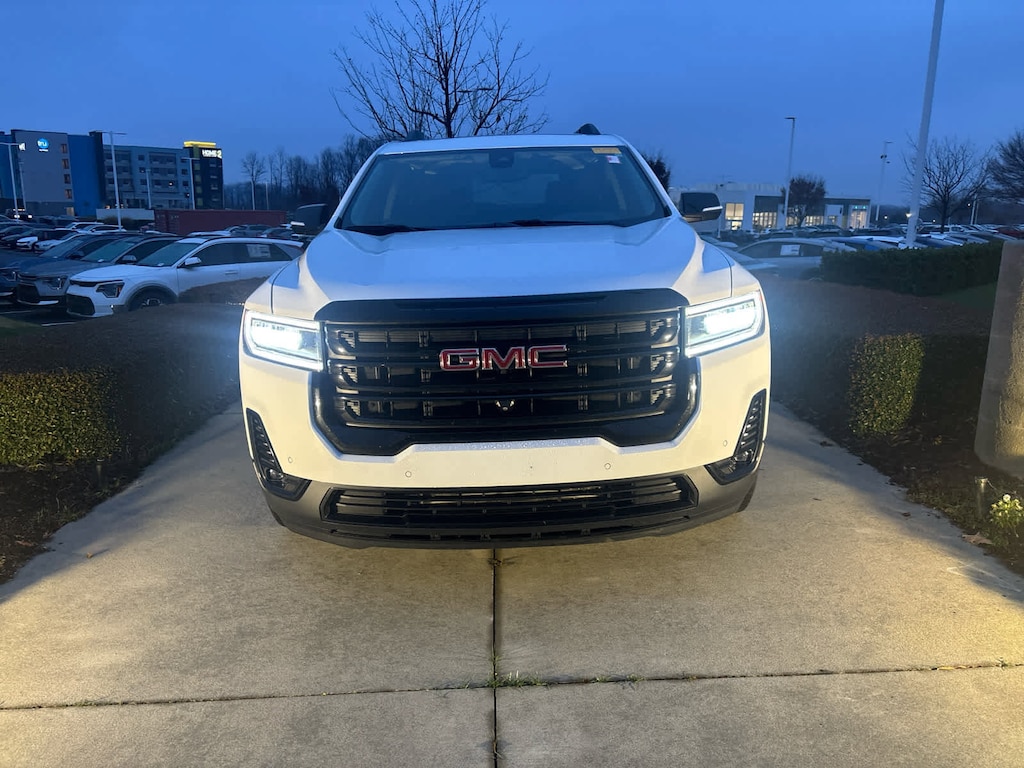 Used 2023 GMC Acadia SLT SUV