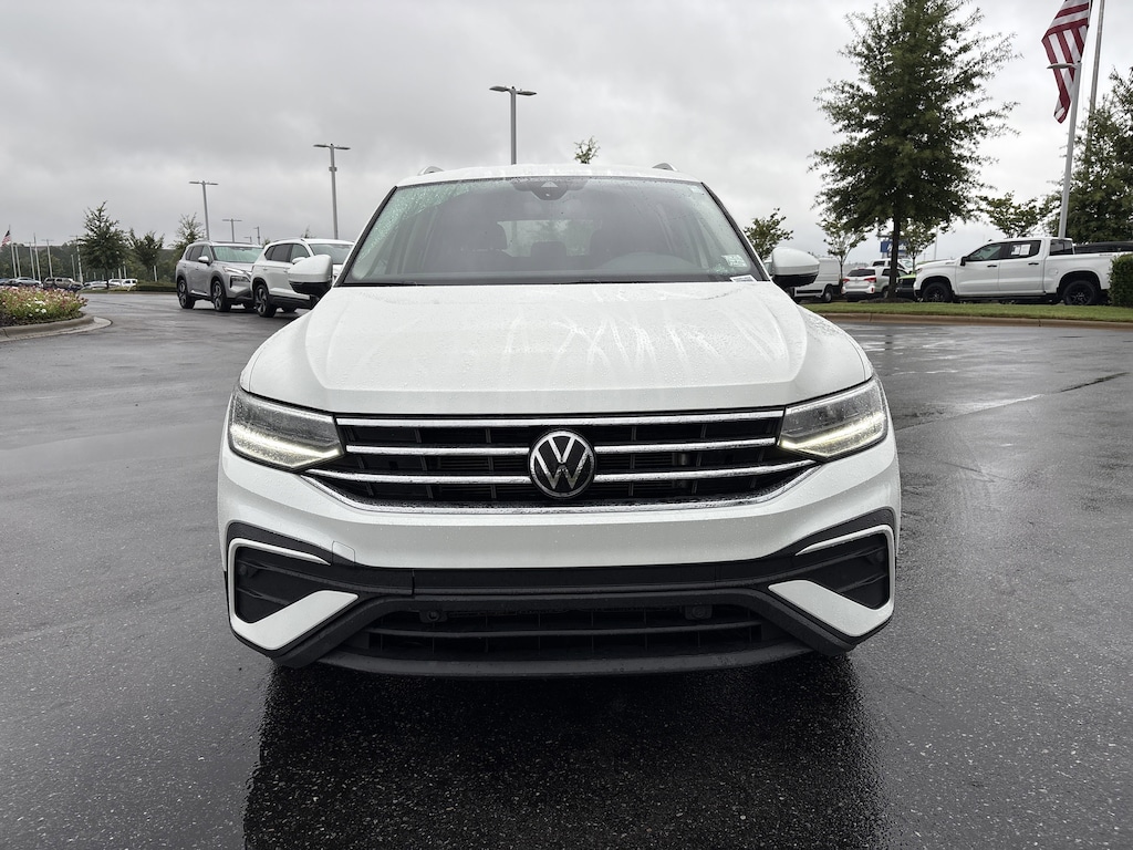 Used 2023 Volkswagen Tiguan SE SUV