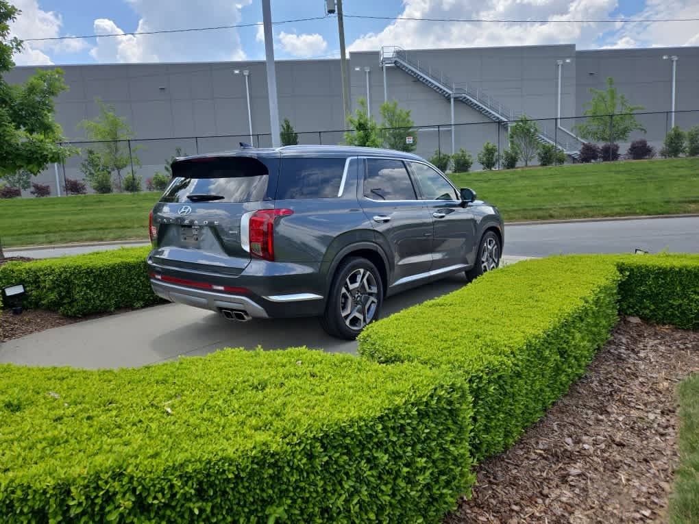 2023 Hyundai Palisade Limited photo 4