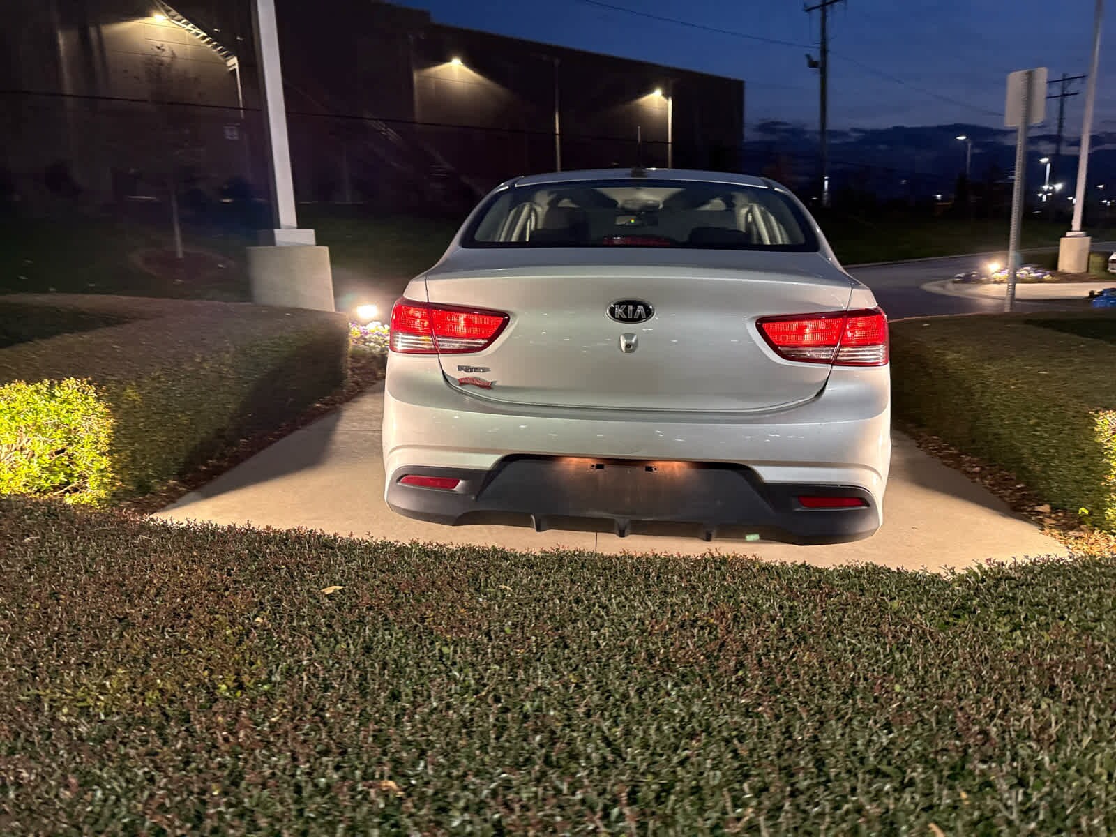 2019 Kia Rio LX photo 3