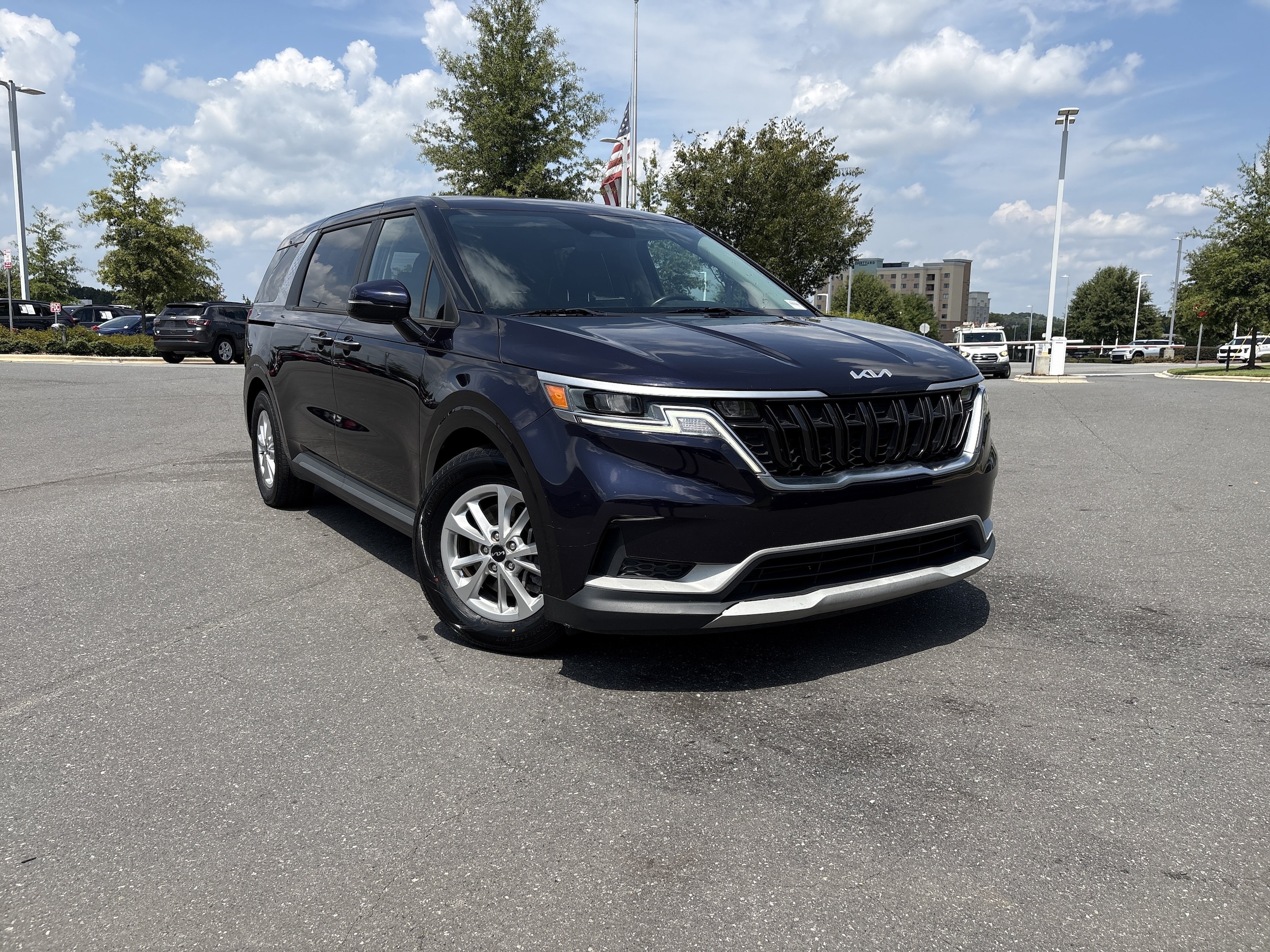 2022 Kia Carnival LXS