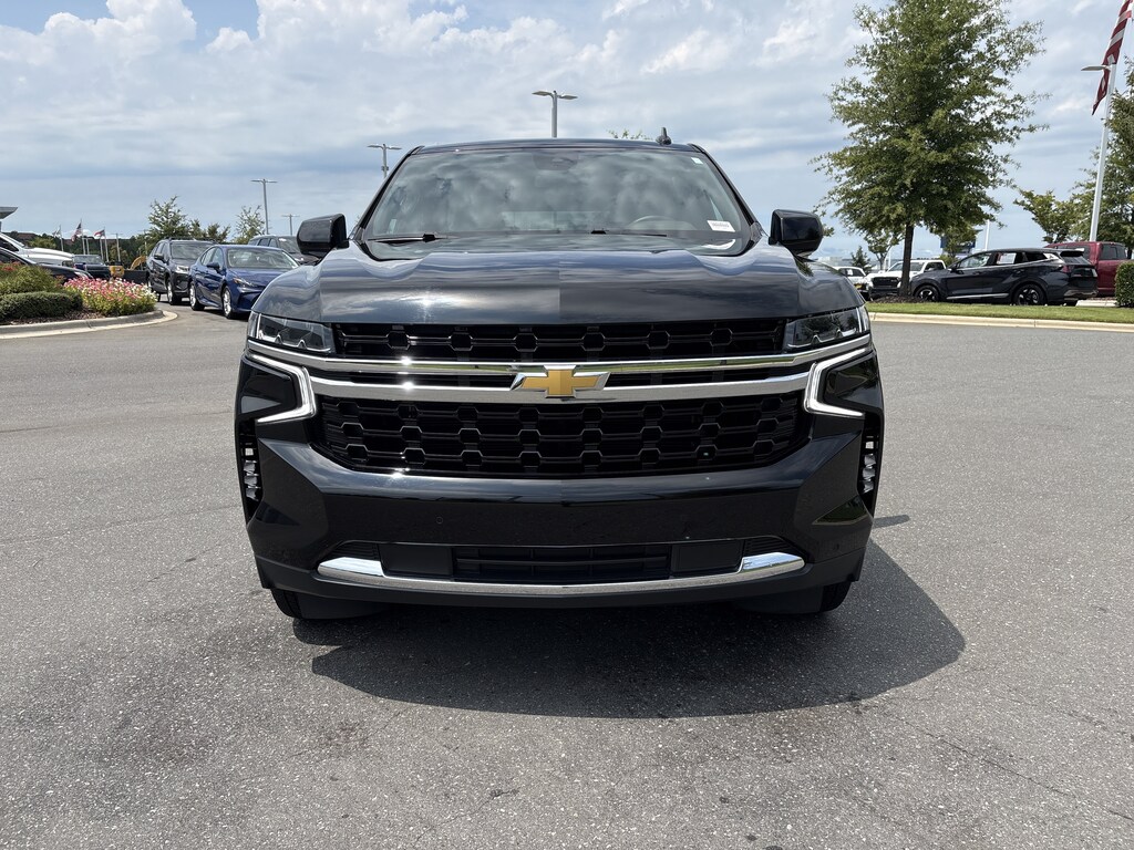 Used 2024 Chevrolet Suburban LS SUV