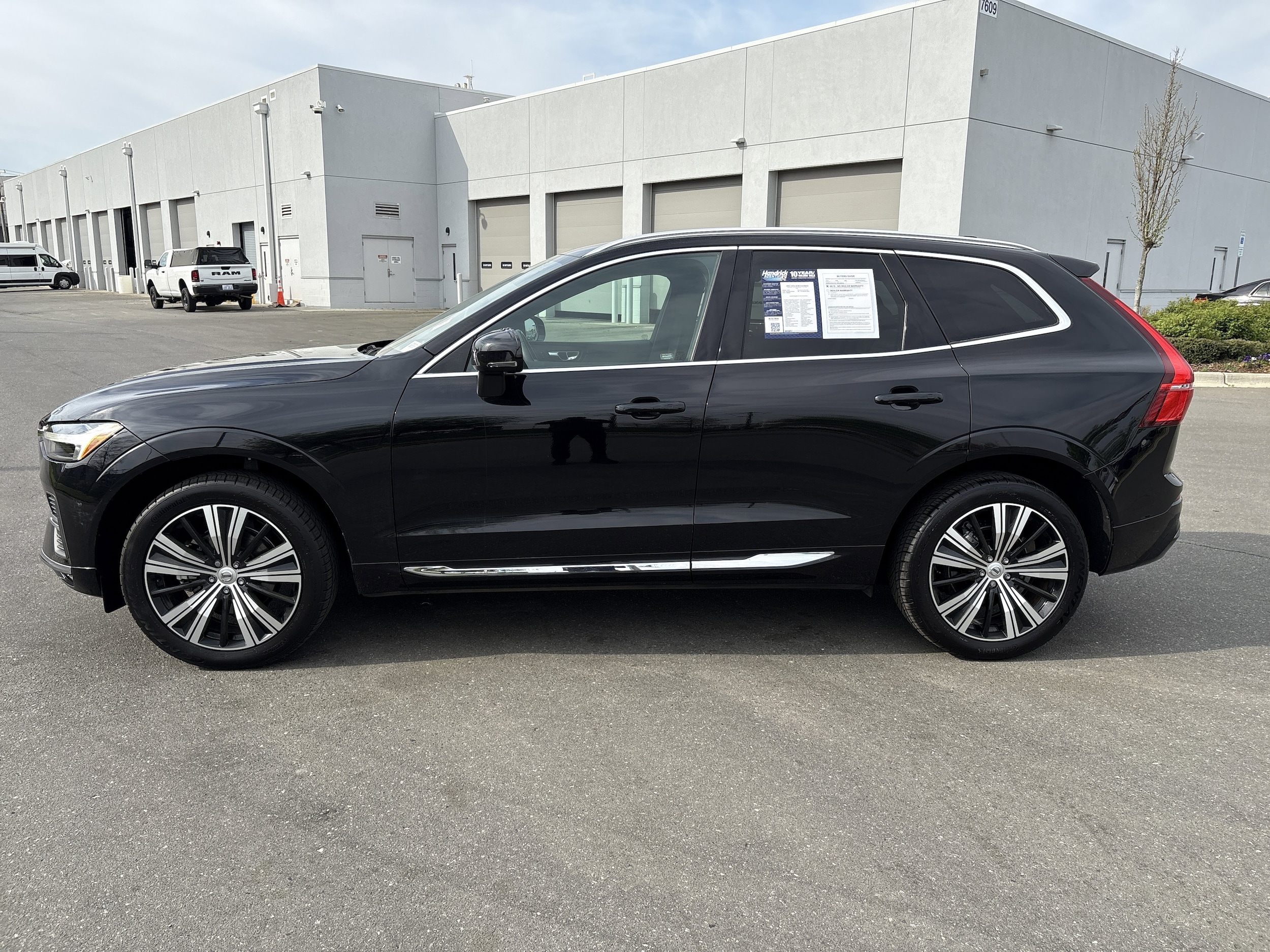 2022 Volvo XC60 Inscription photo 5