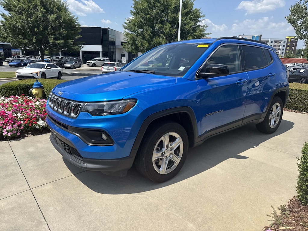 Used 2024 Jeep Compass Latitude SUV