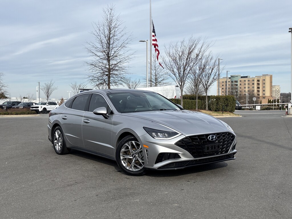 Used 2021 Hyundai Sonata SEL Sedan