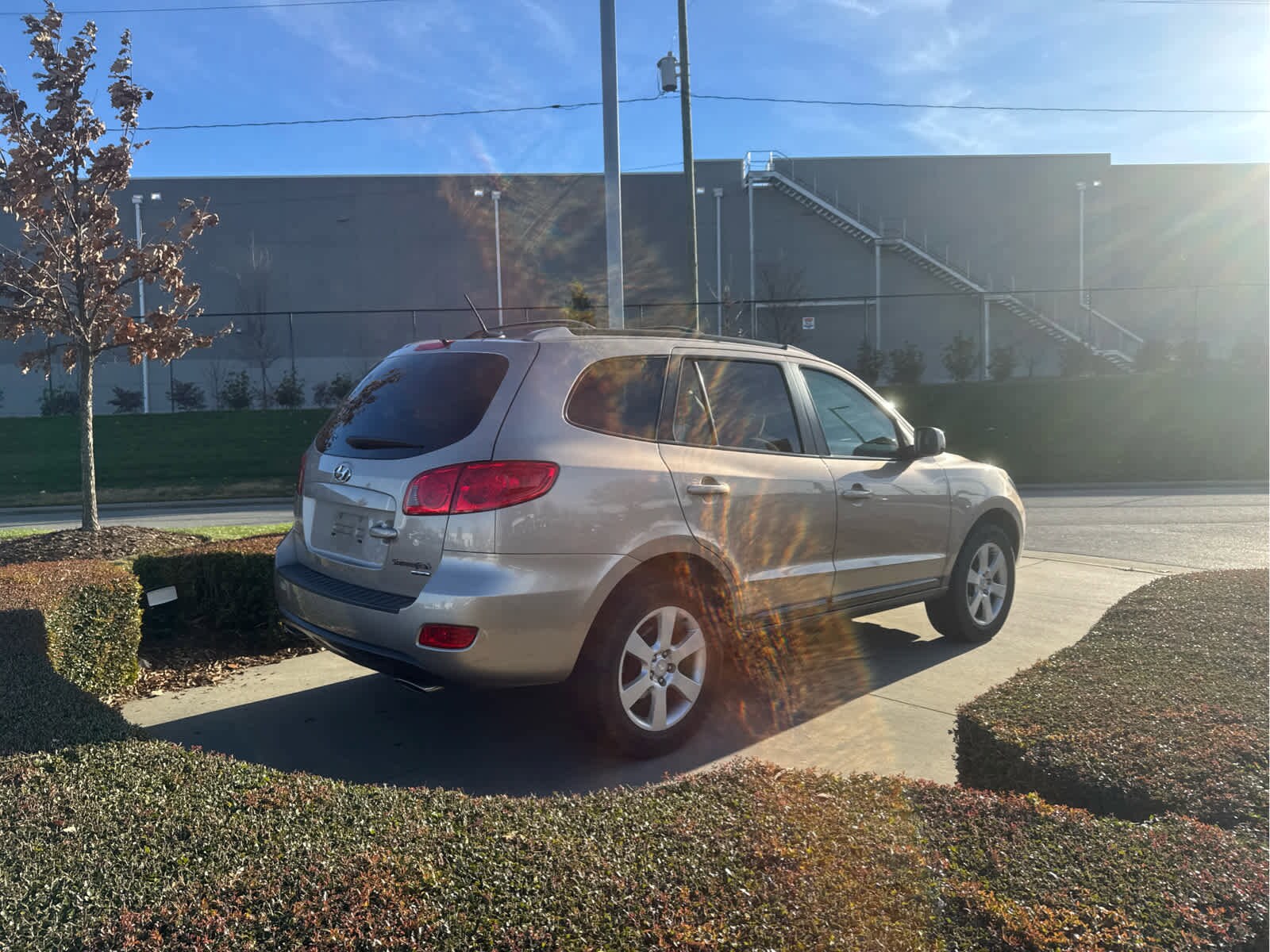 2007 Hyundai Santa Fe SE photo 2