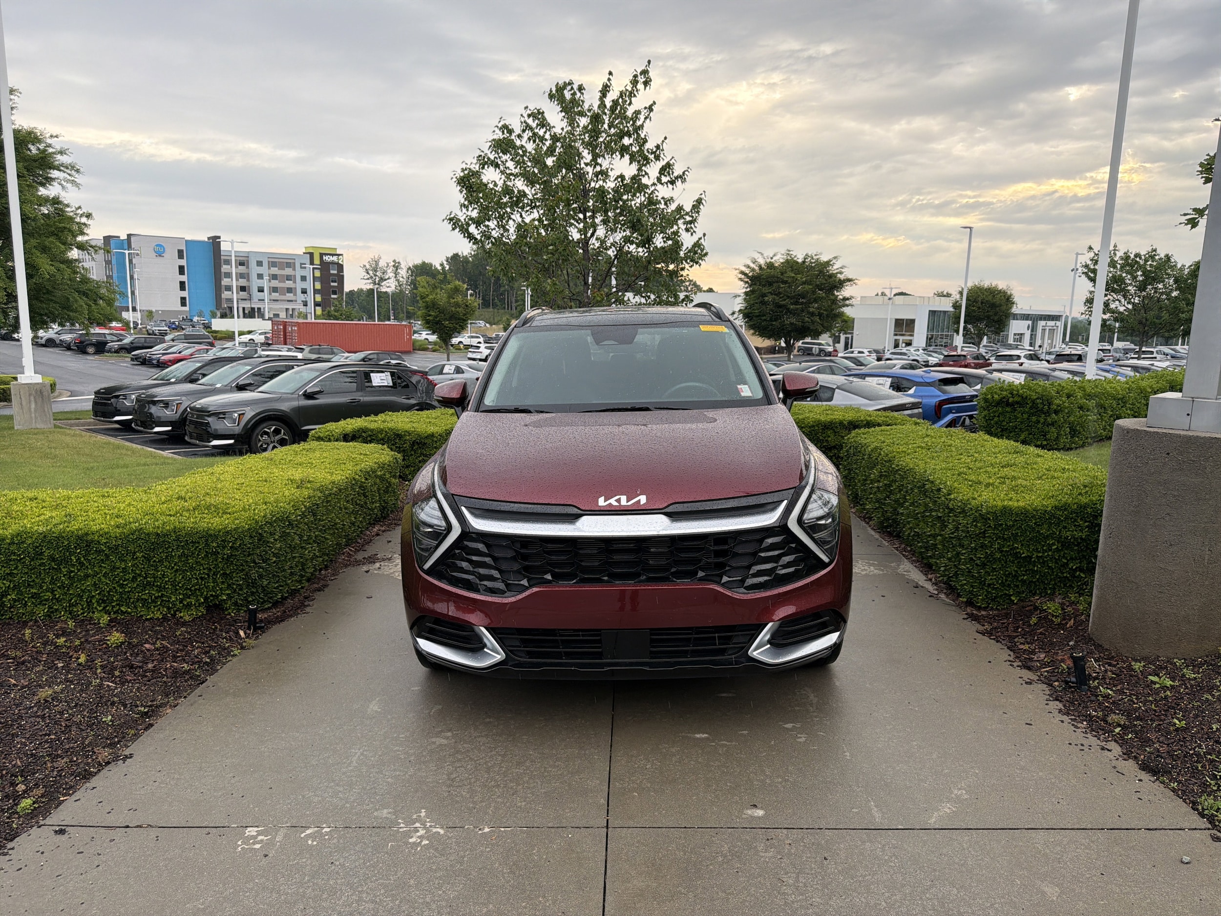 2024 Kia Sportage SX photo 3