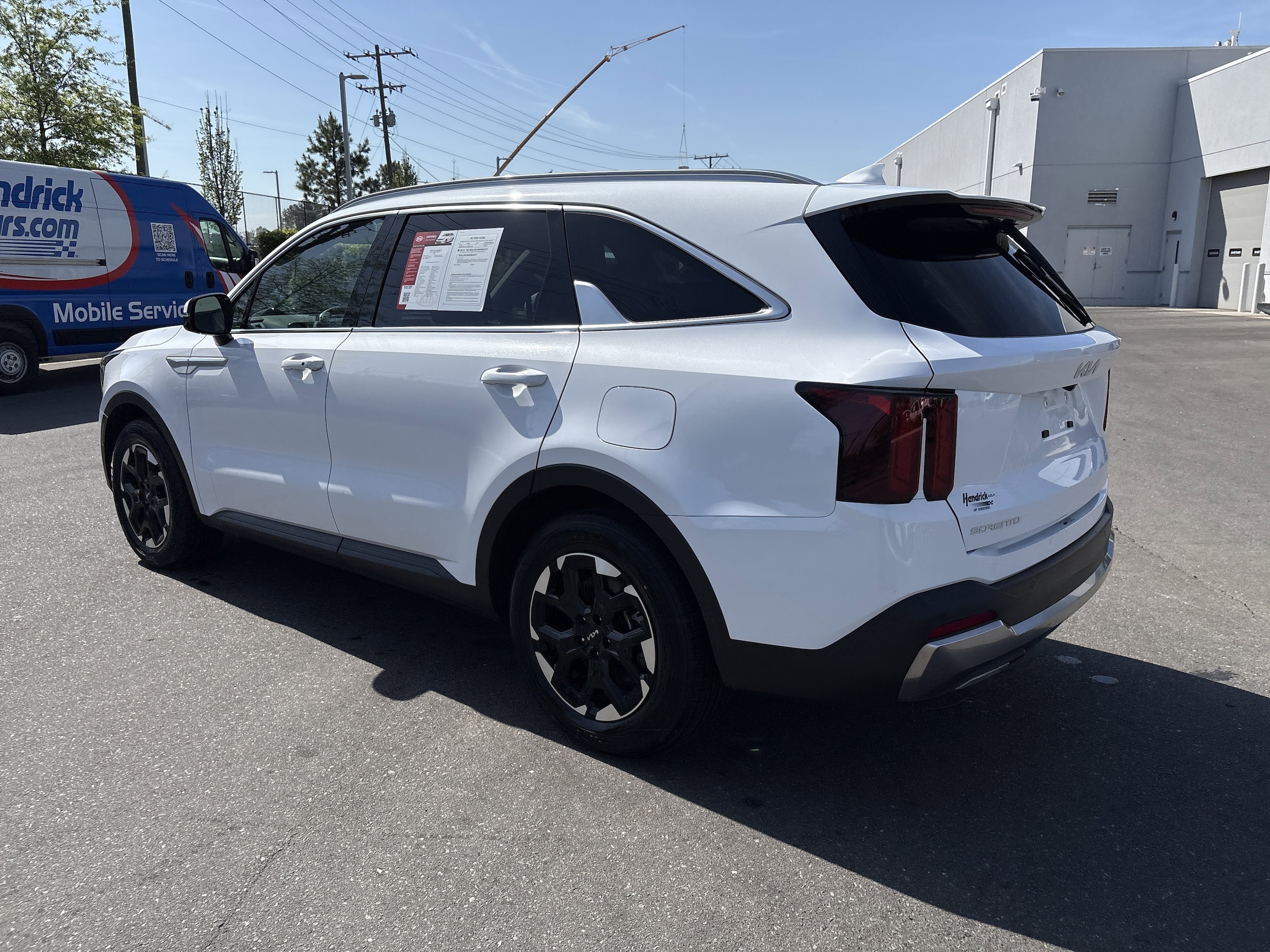 2024 Kia Sorento S photo 6