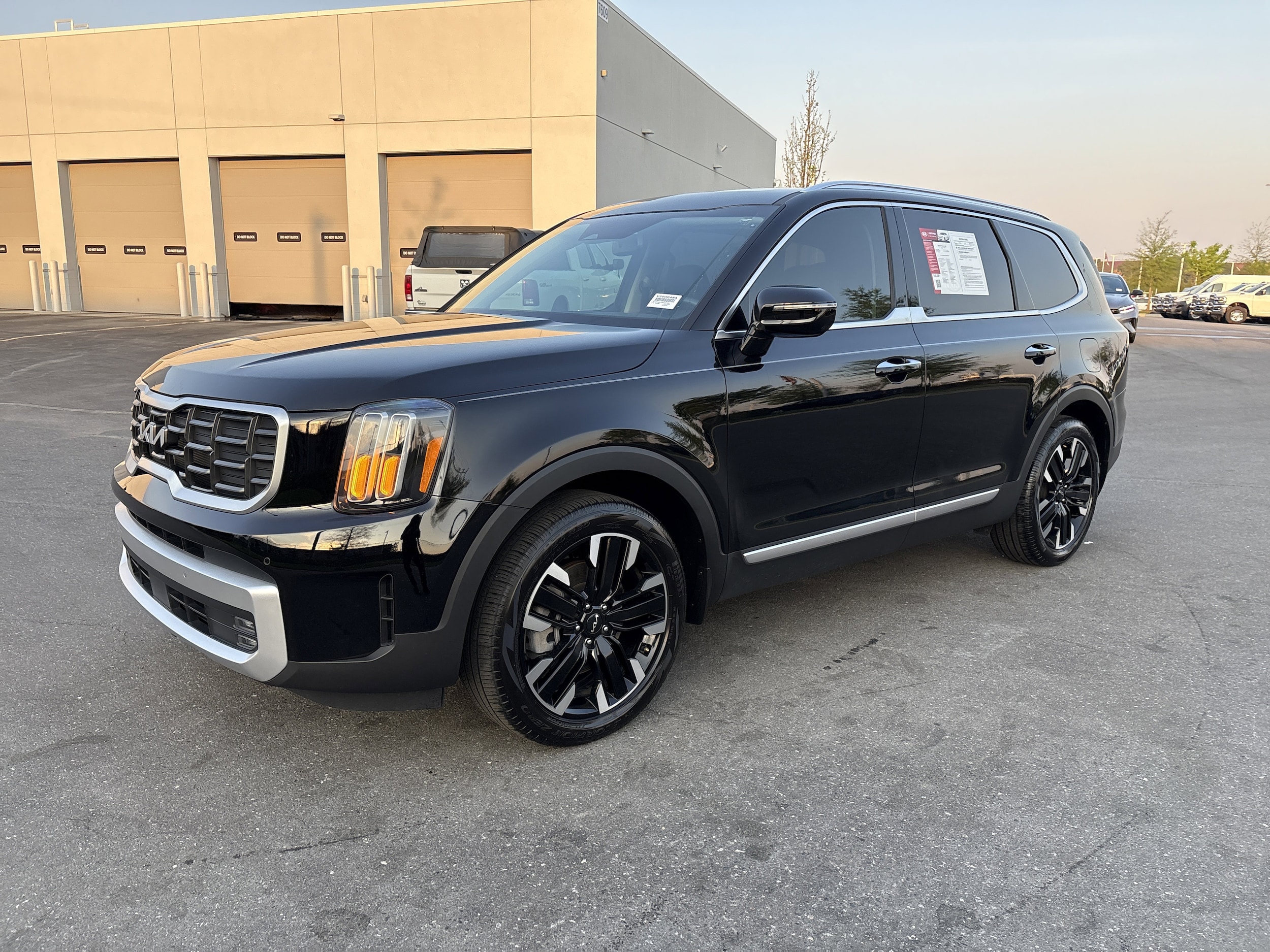 2024 Kia Telluride SX photo 4