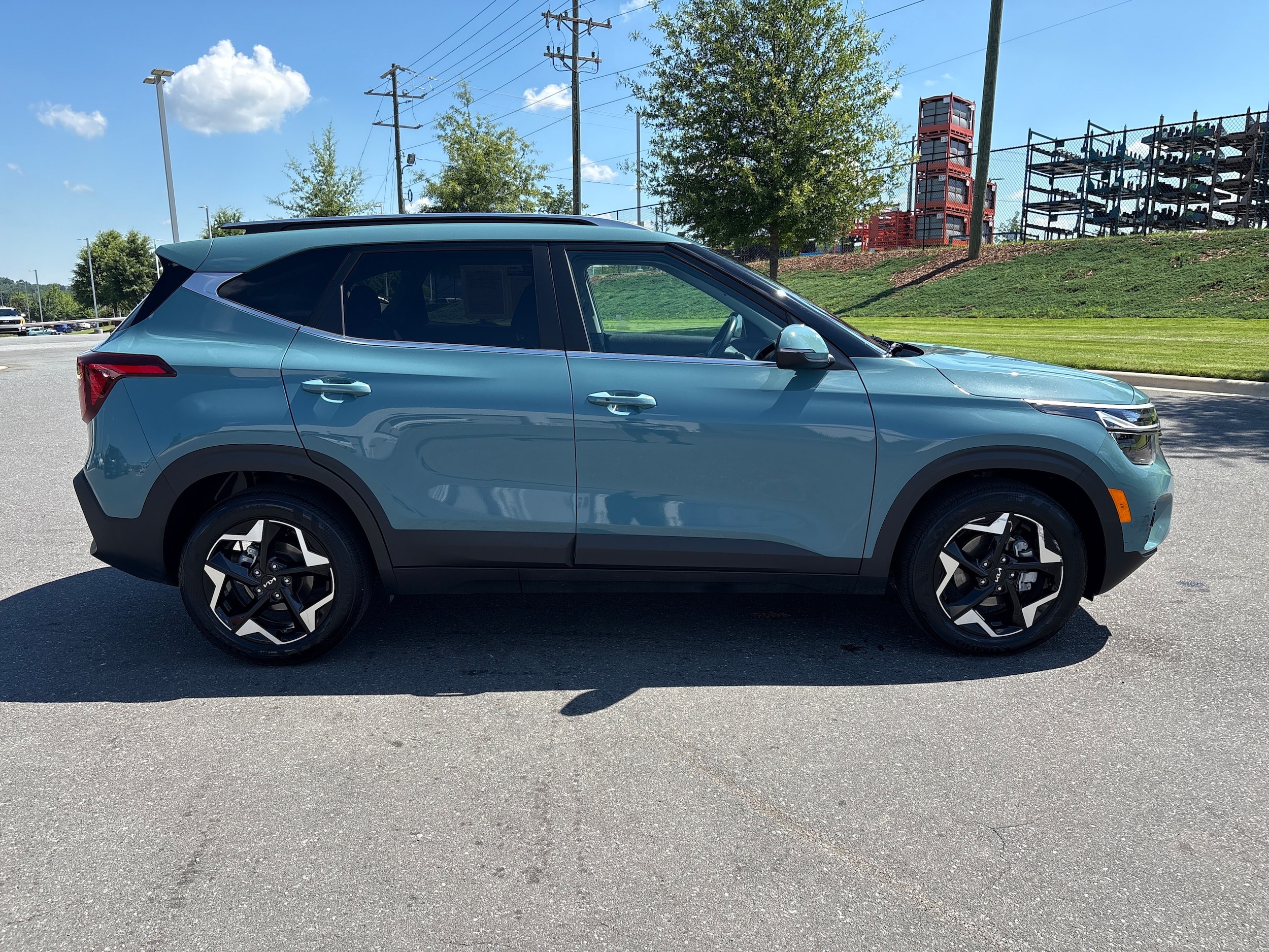 Kia Seltos EX