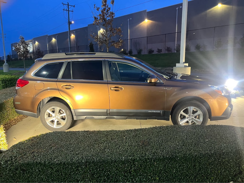Used 2013 Subaru Outback 2.5i Limited Wagon