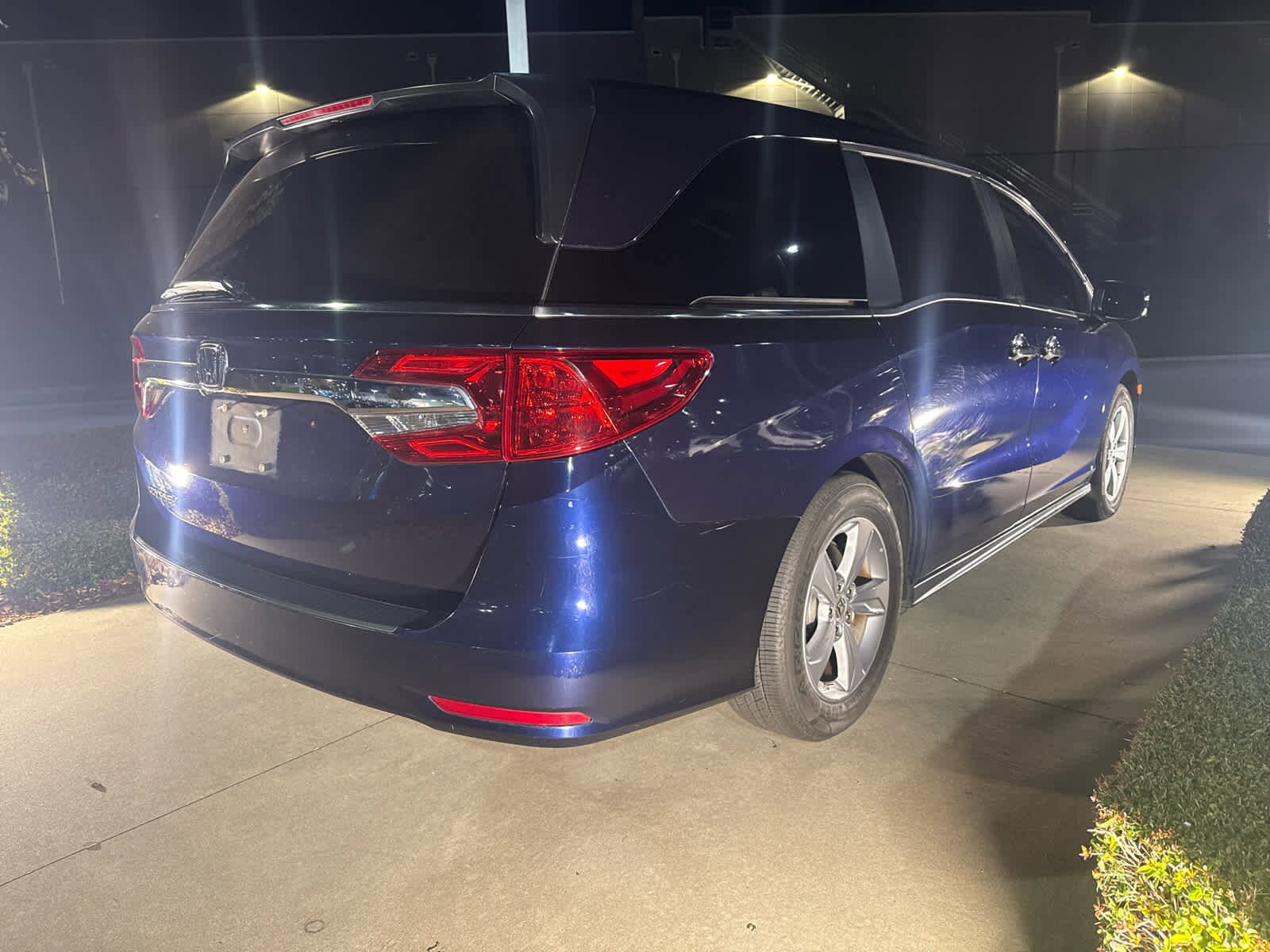 2019 Honda Odyssey EX-L photo 2