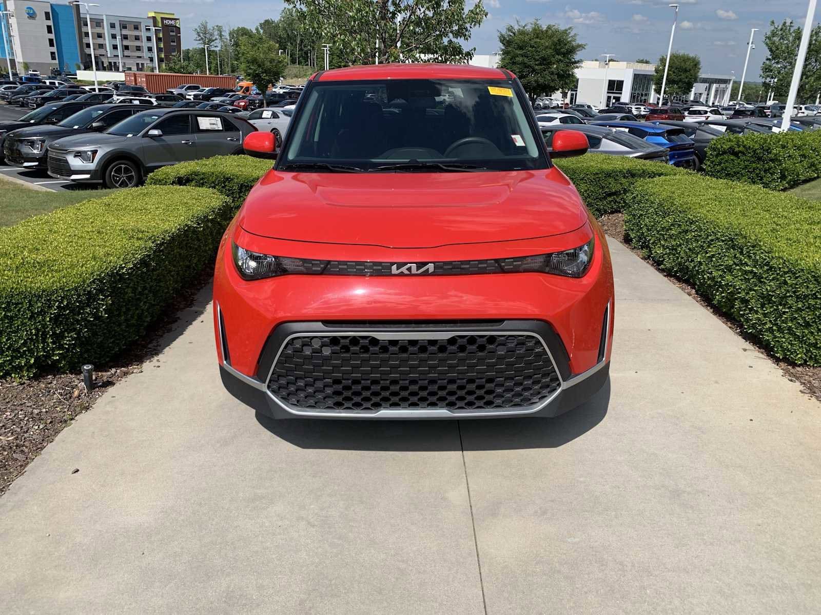 2025 Kia Soul LX photo 5