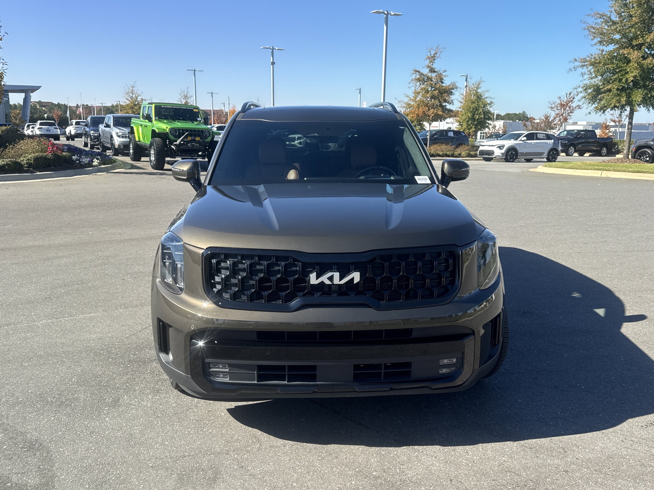 2024 Kia Telluride SX Prestige X-Line photo 2