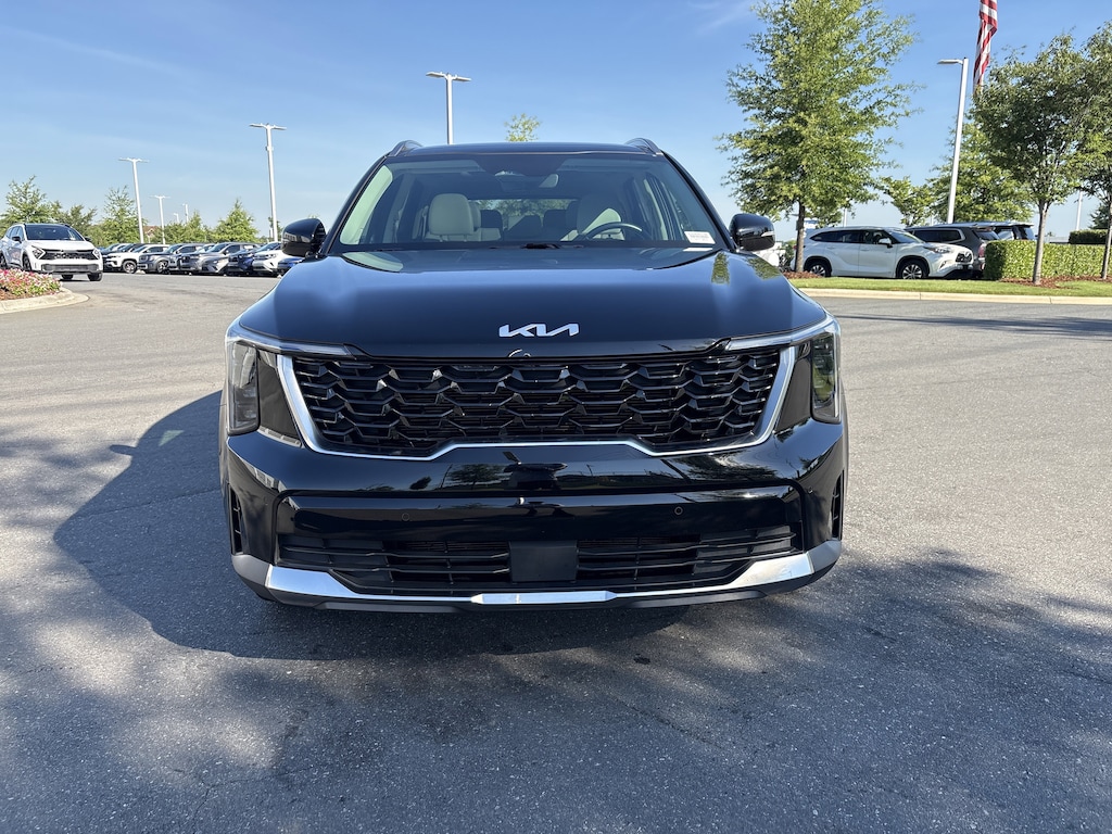 Used 2024 Kia Sorento S SUV