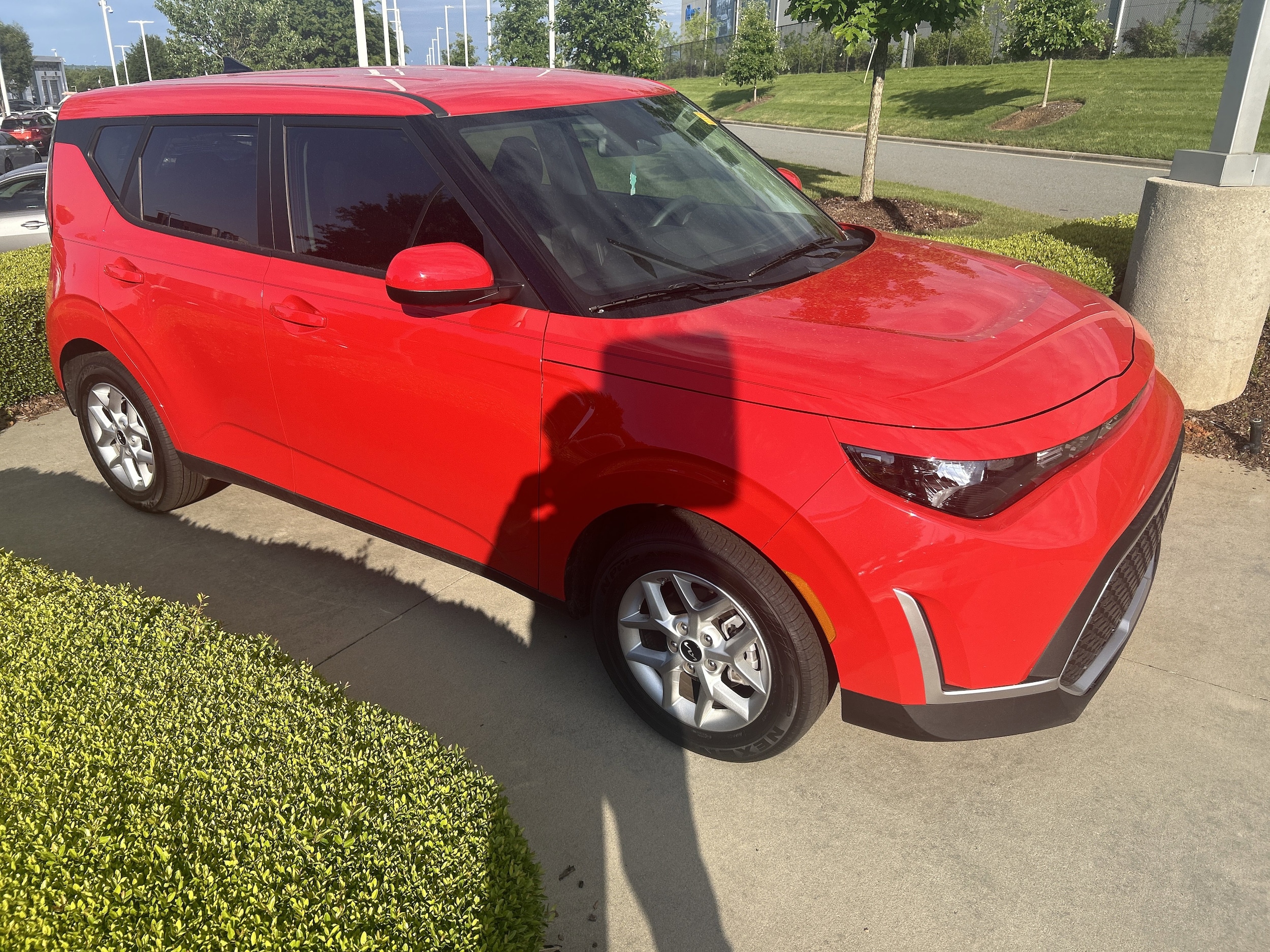 2025 Kia Soul LX photo 2