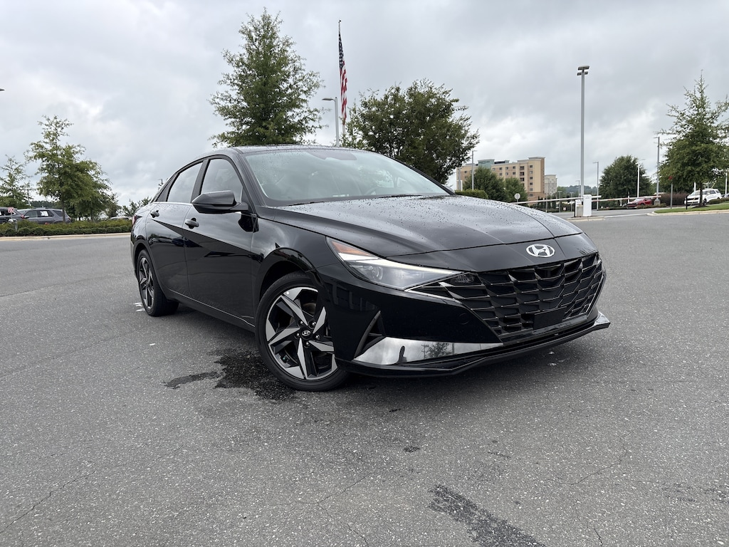 Used 2023 Hyundai Elantra Hybrid Limited Sedan