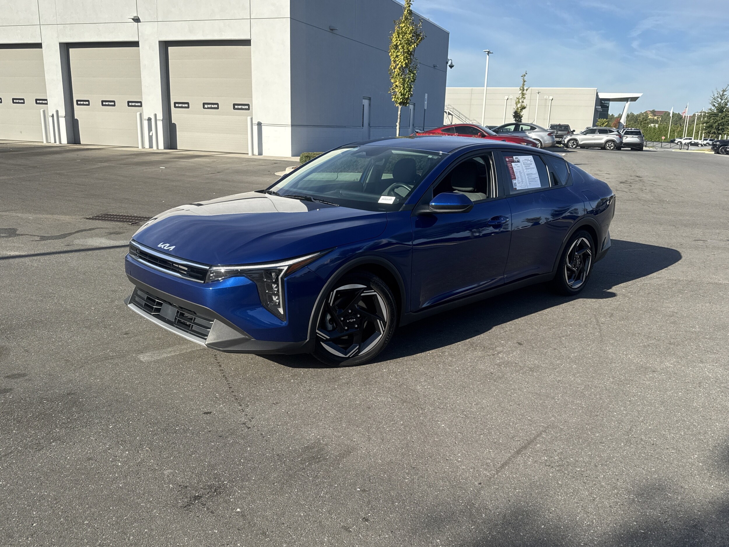 2025 Kia K4 EX photo 3