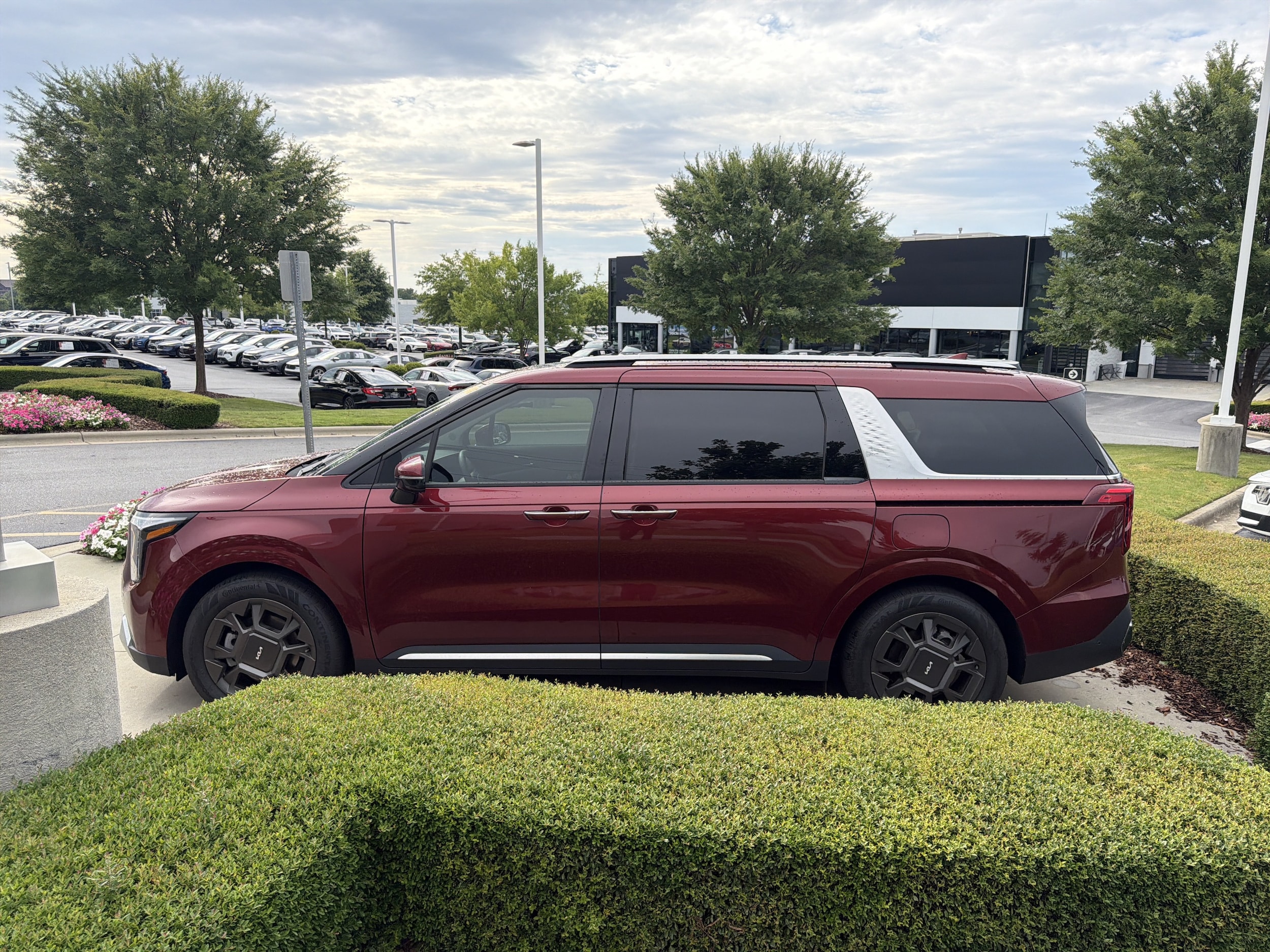 Kia Carnival SX