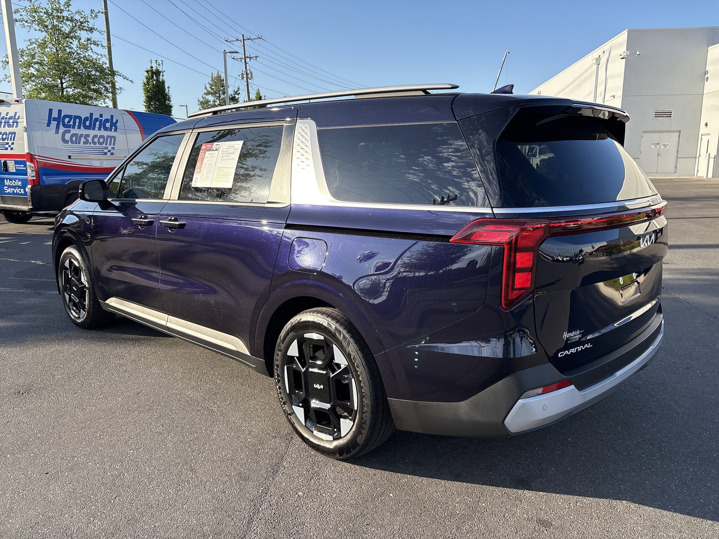 2025 Kia Carnival EX photo 6