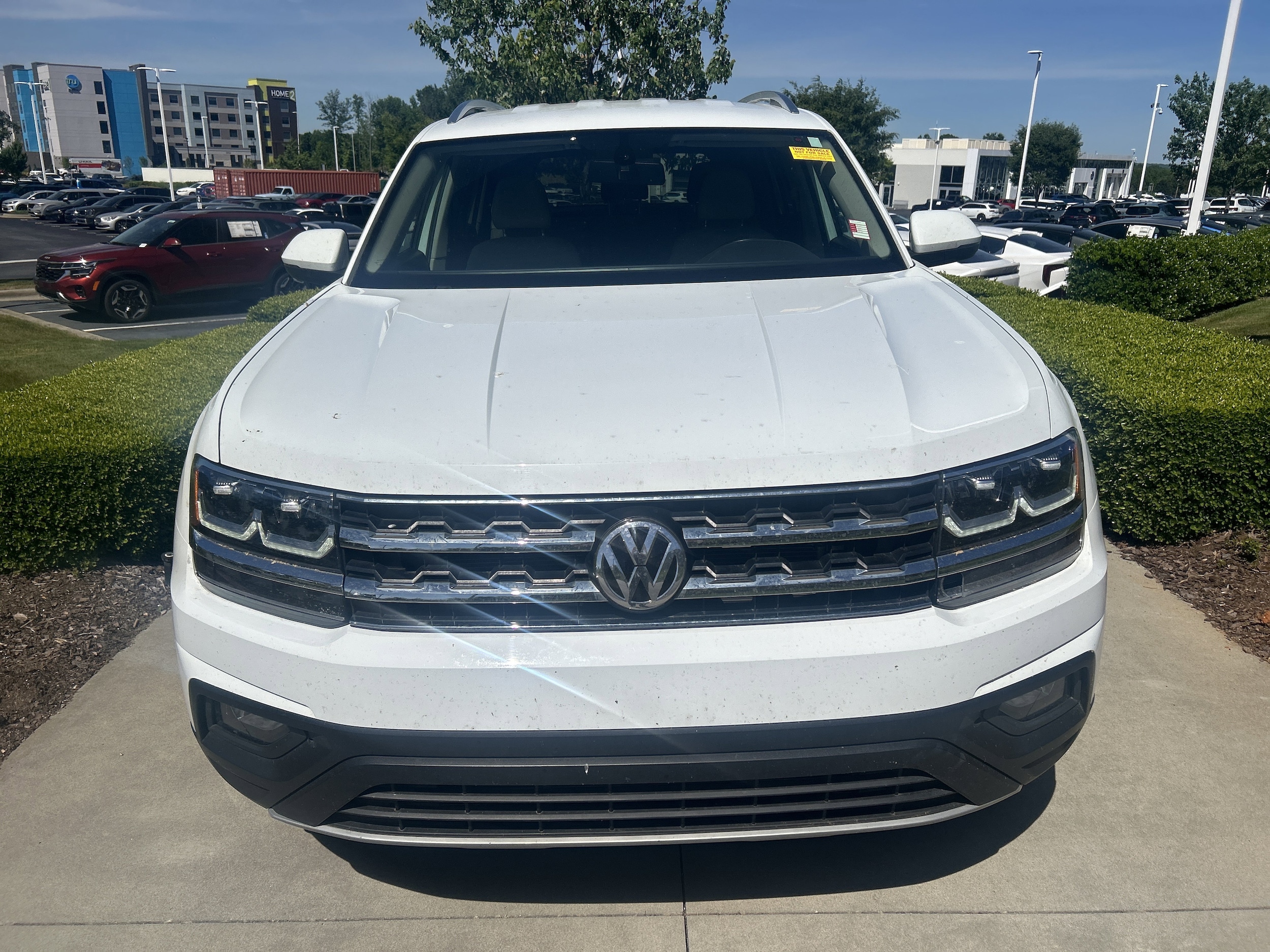 2019 Volkswagen Atlas 3.6L V6 SE w/Technology photo 3