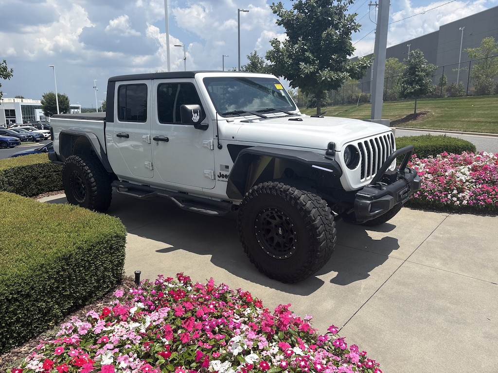 Used 2023 Jeep Gladiator Freedom Pickup