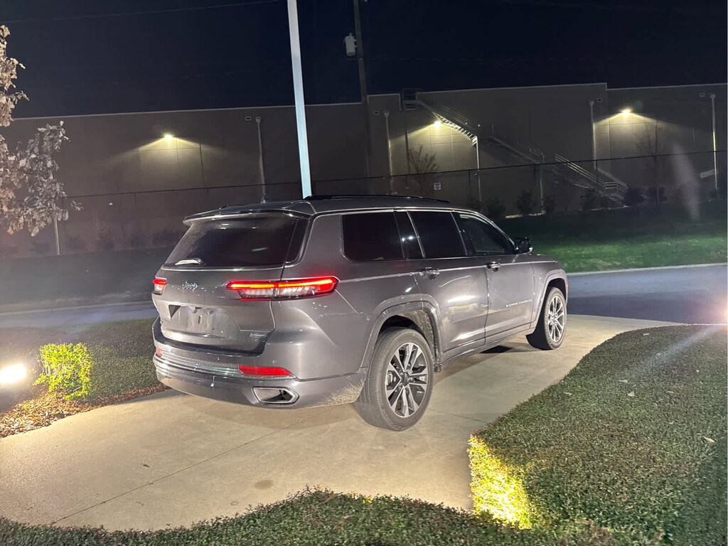 Used 2021 Jeep Grand Cherokee L Overland SUV