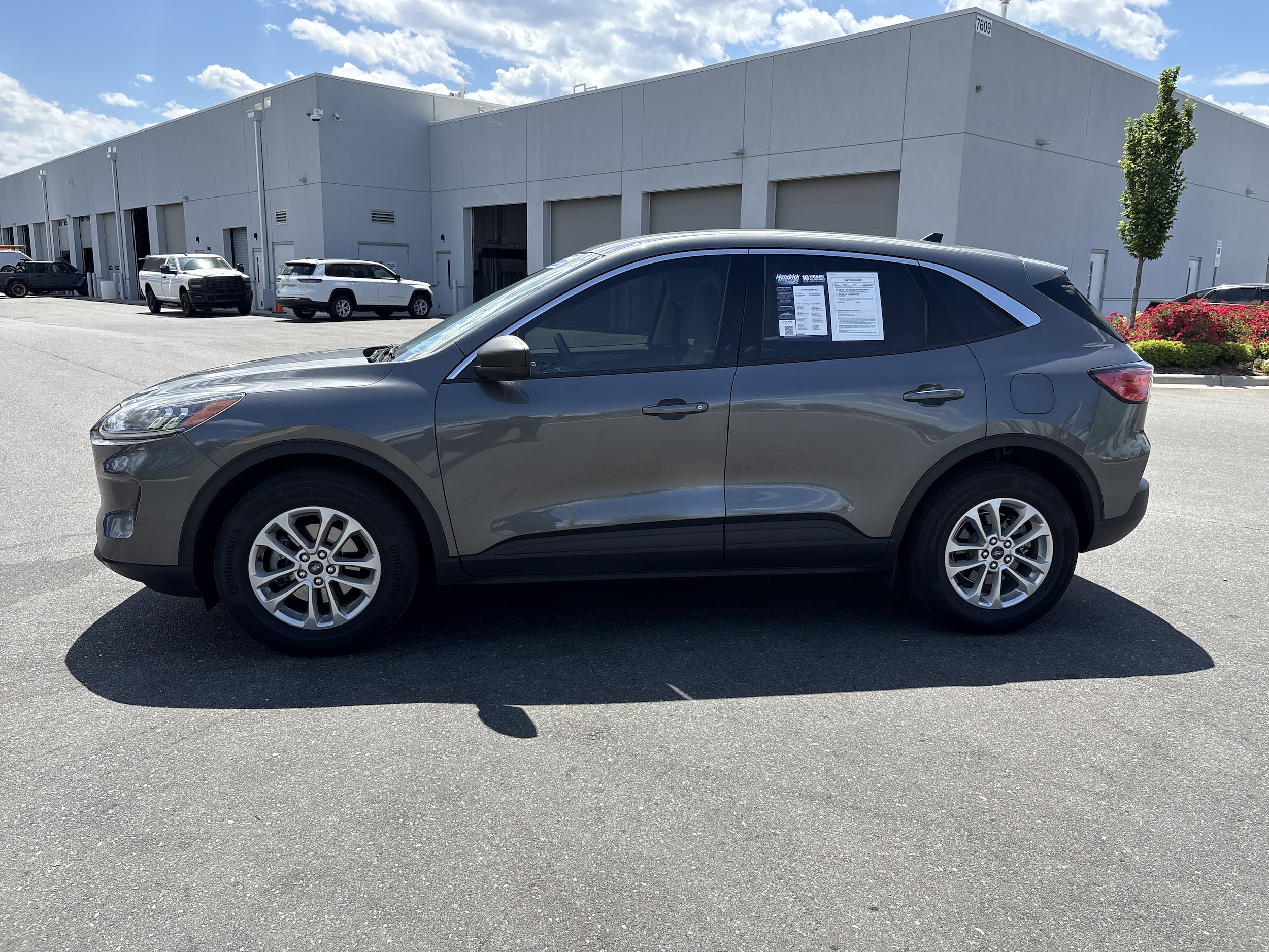 2022 Ford Escape SE photo 5