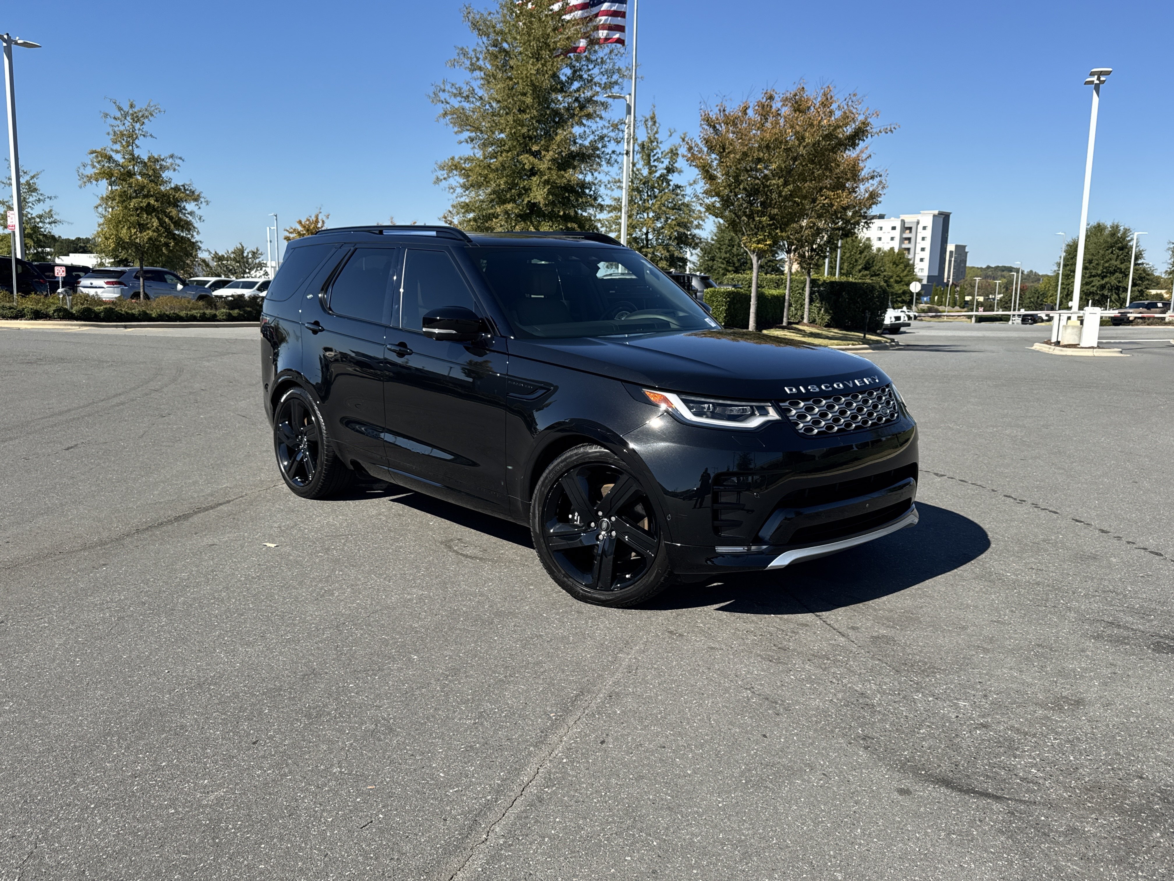 2024 Land Rover Discovery Metropolitan Edition SUV