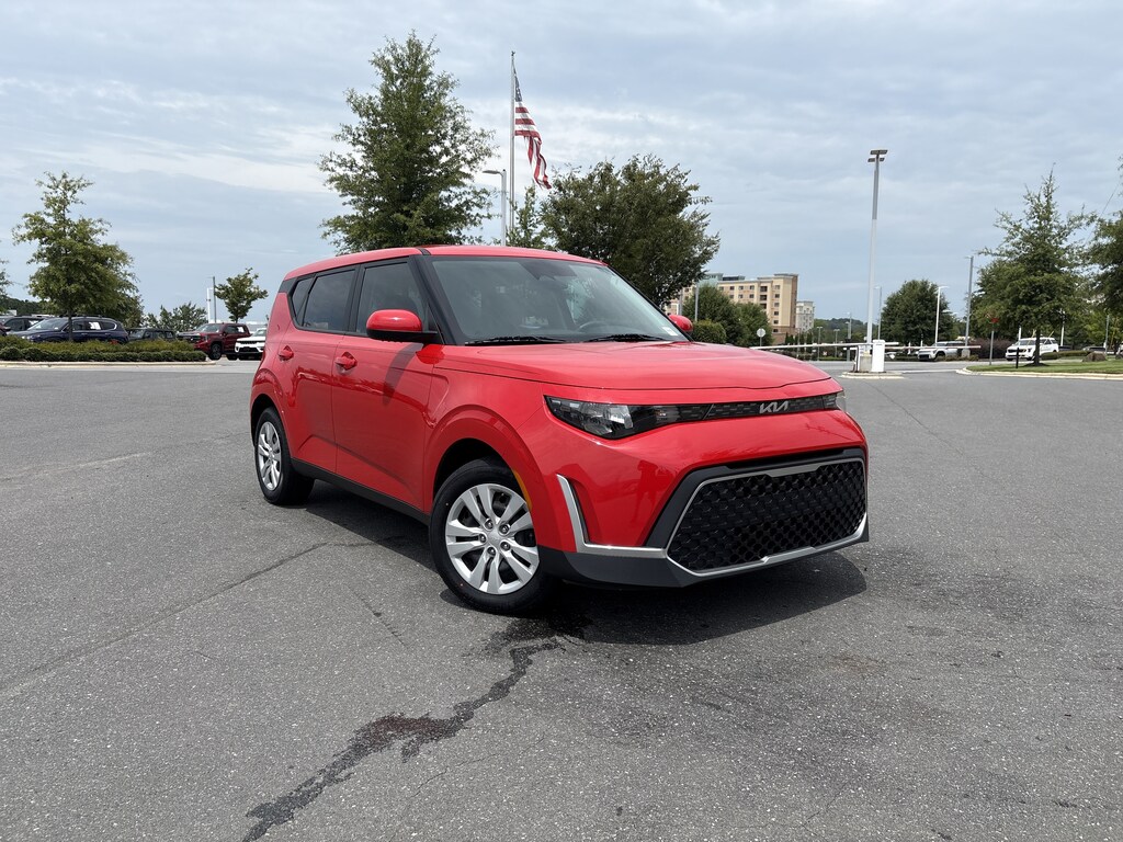 Certified 2024 Kia Soul LX Hatchback