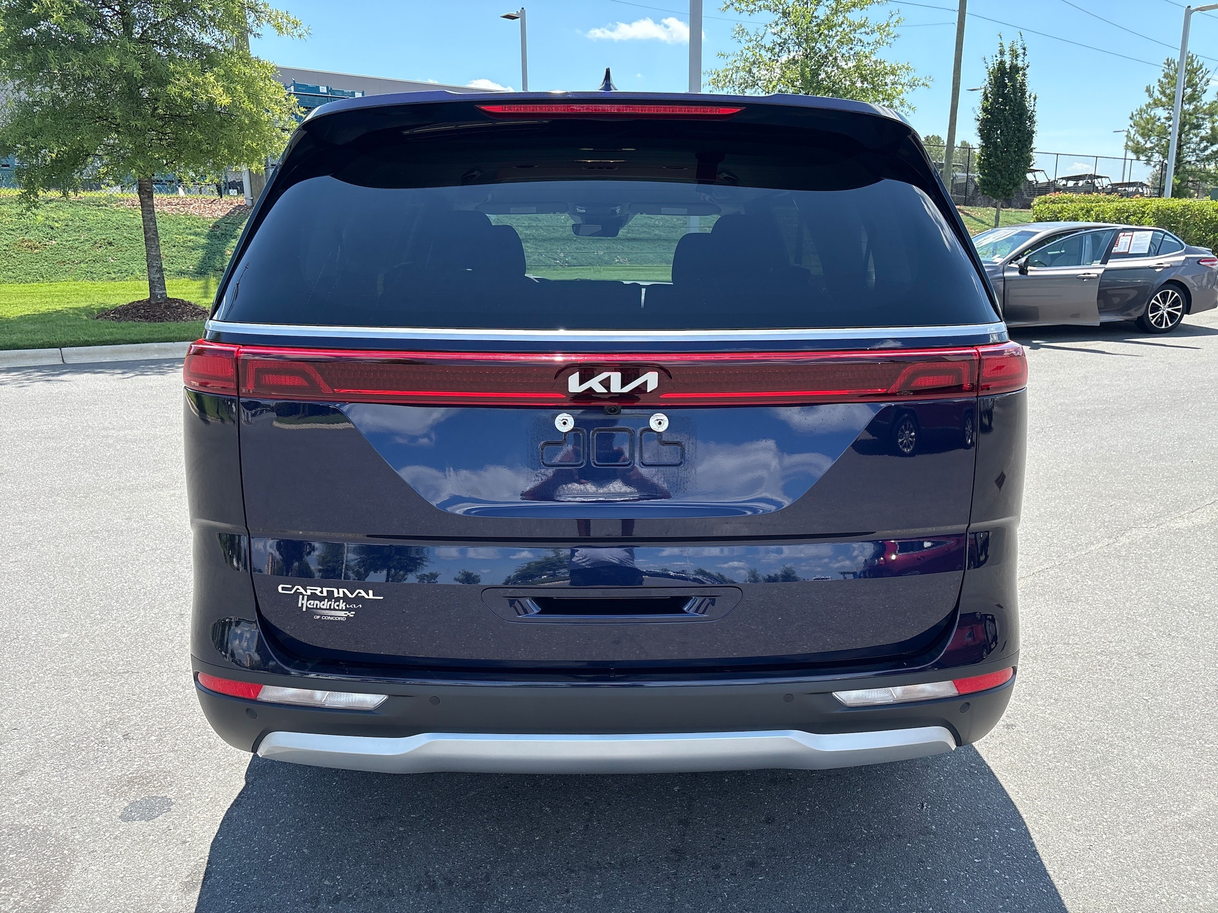 Kia Carnival LX