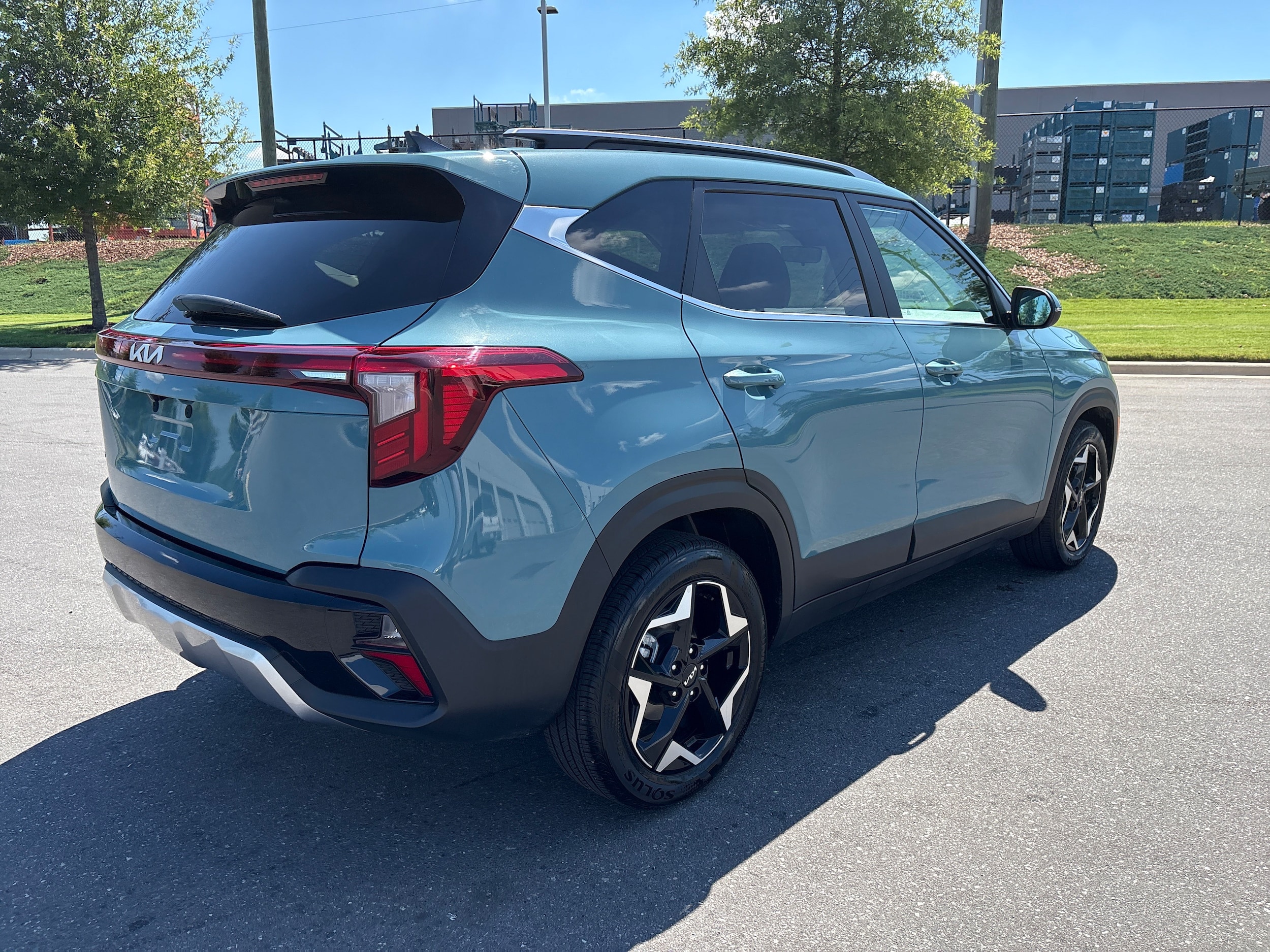 Kia Seltos EX