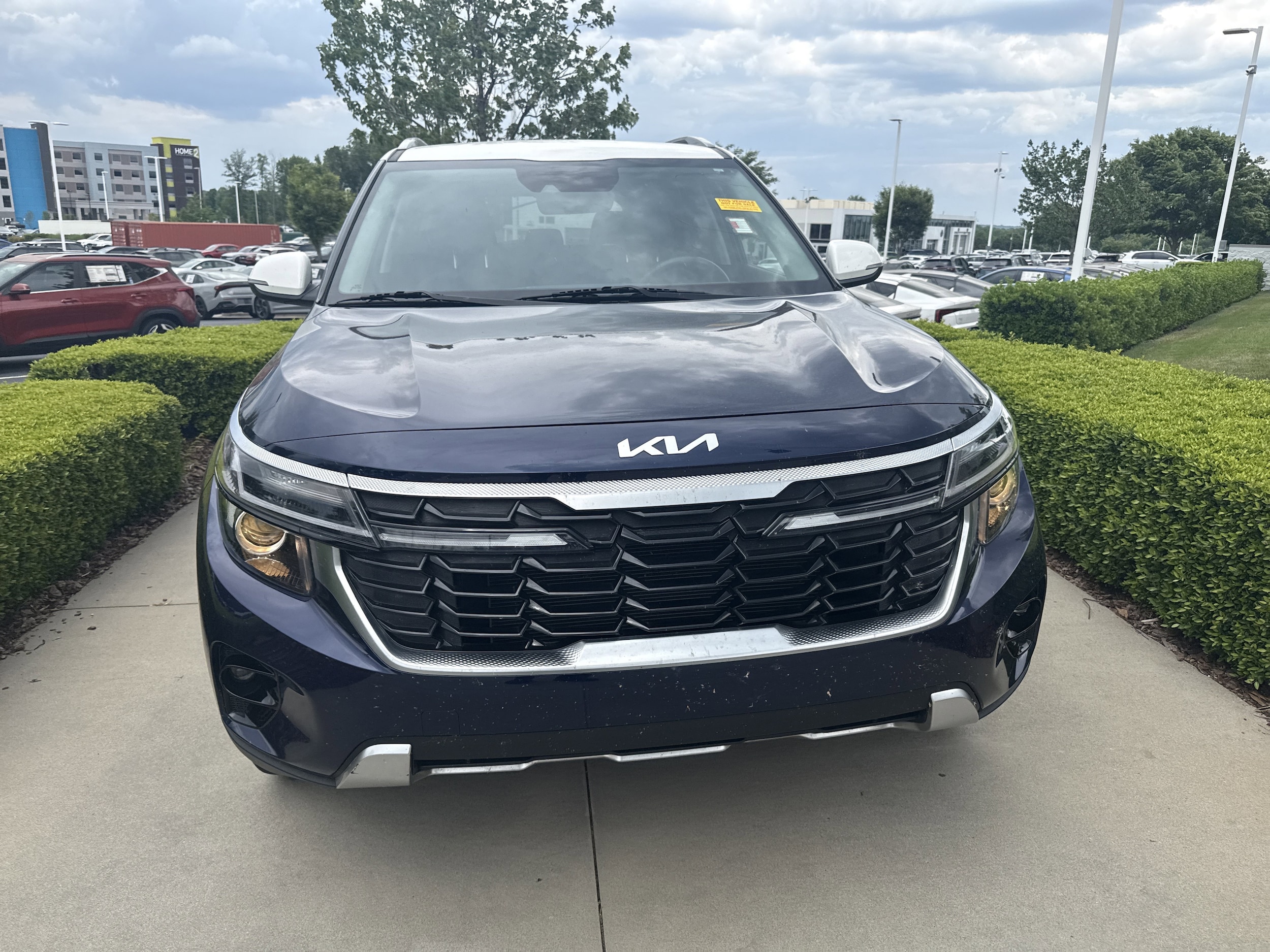 2024 Kia Seltos S photo 3