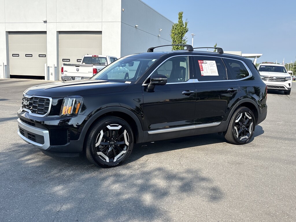 Used 2024 Kia Telluride S SUV